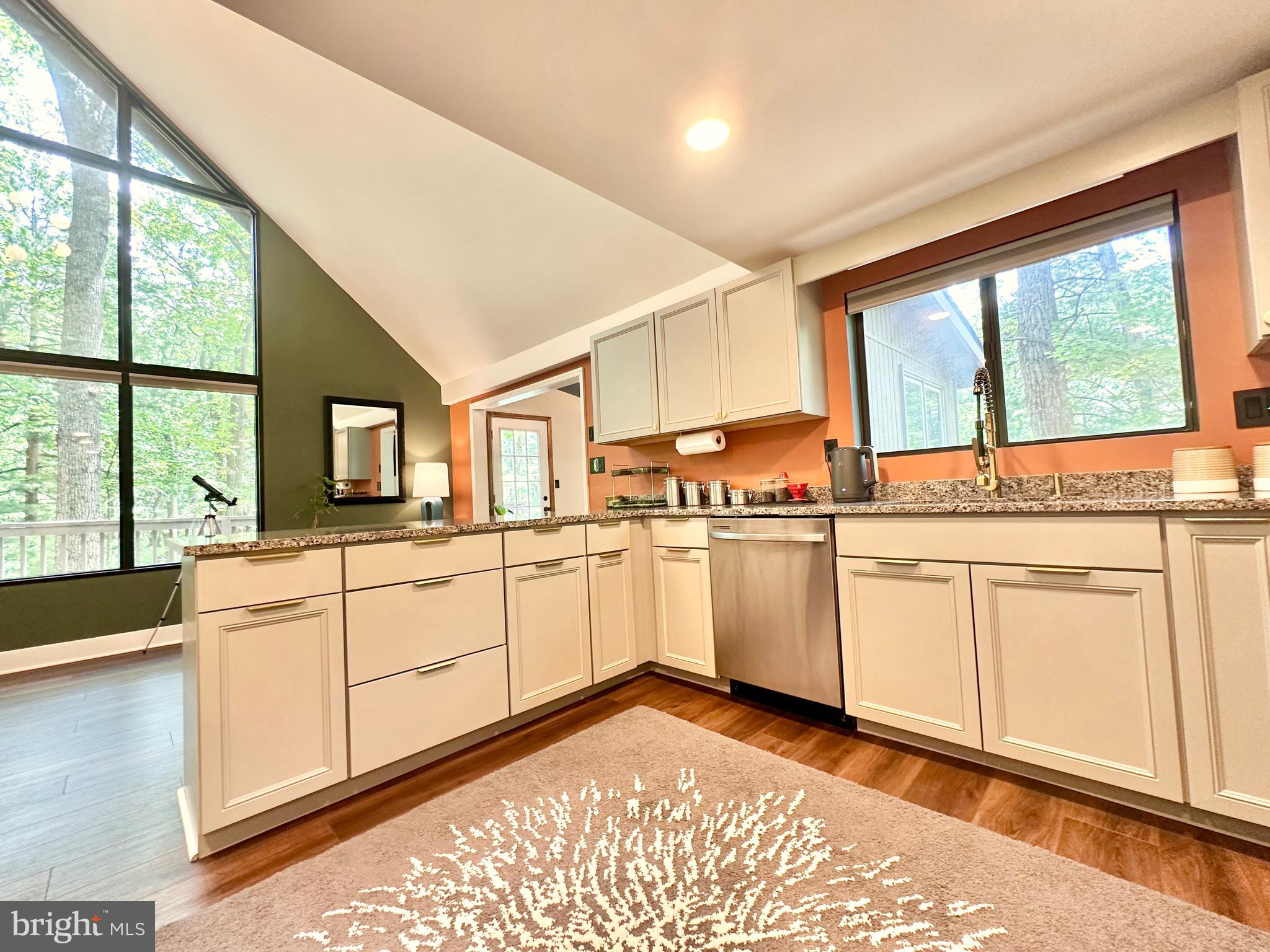 THE WOODS - Residential