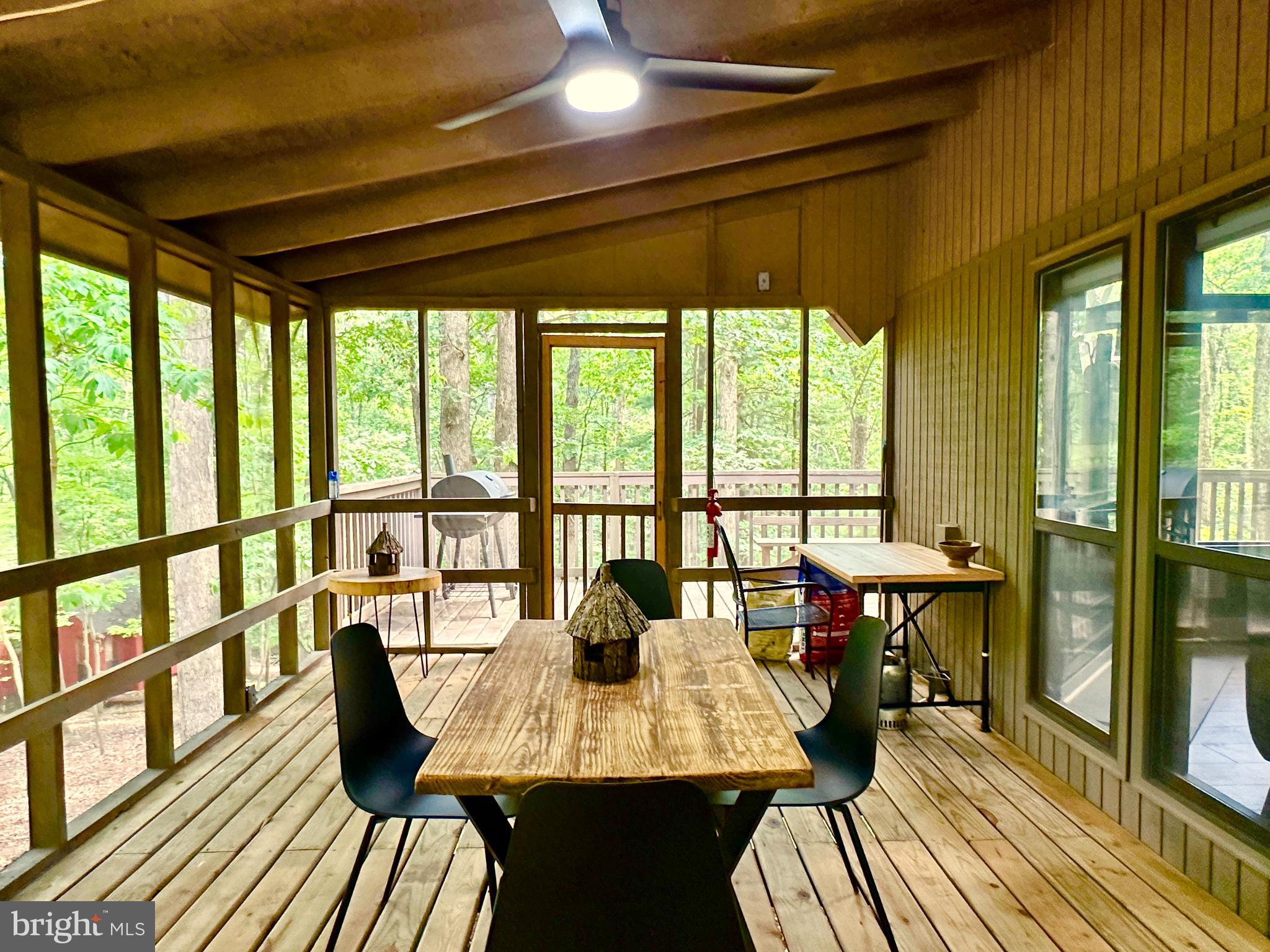 THE WOODS - Residential