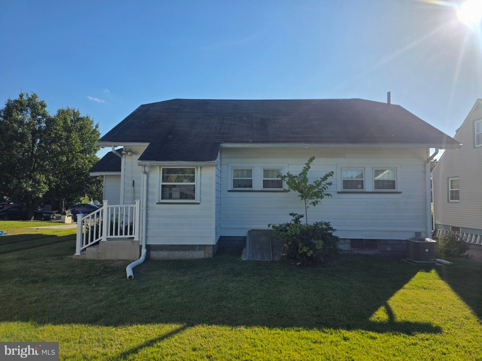10 CALORIS AVENUE