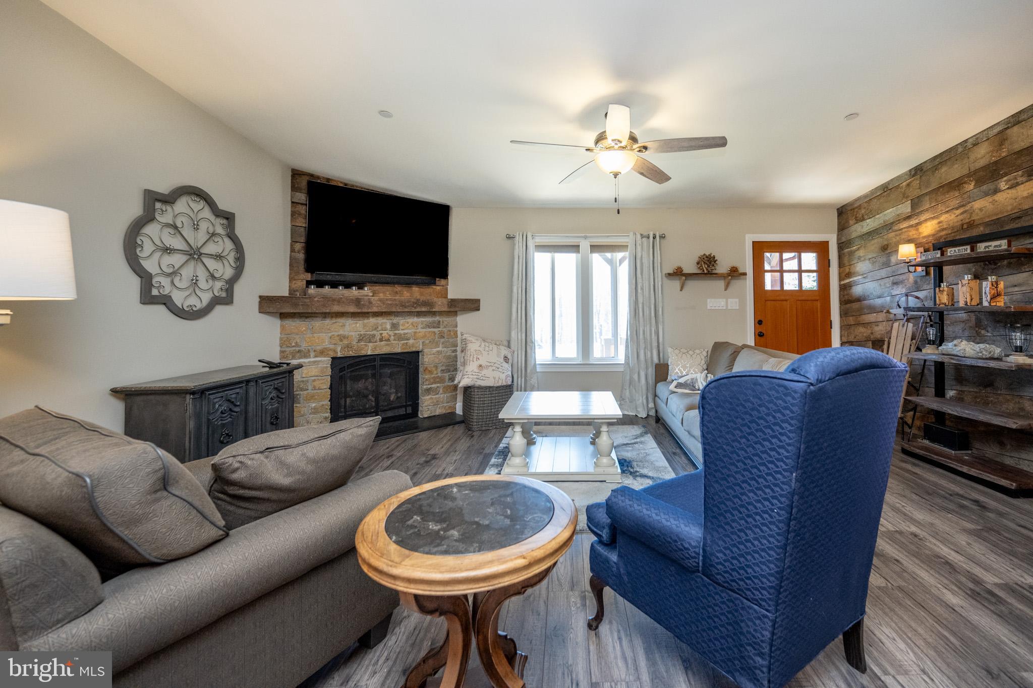 LODESTONE - Residential