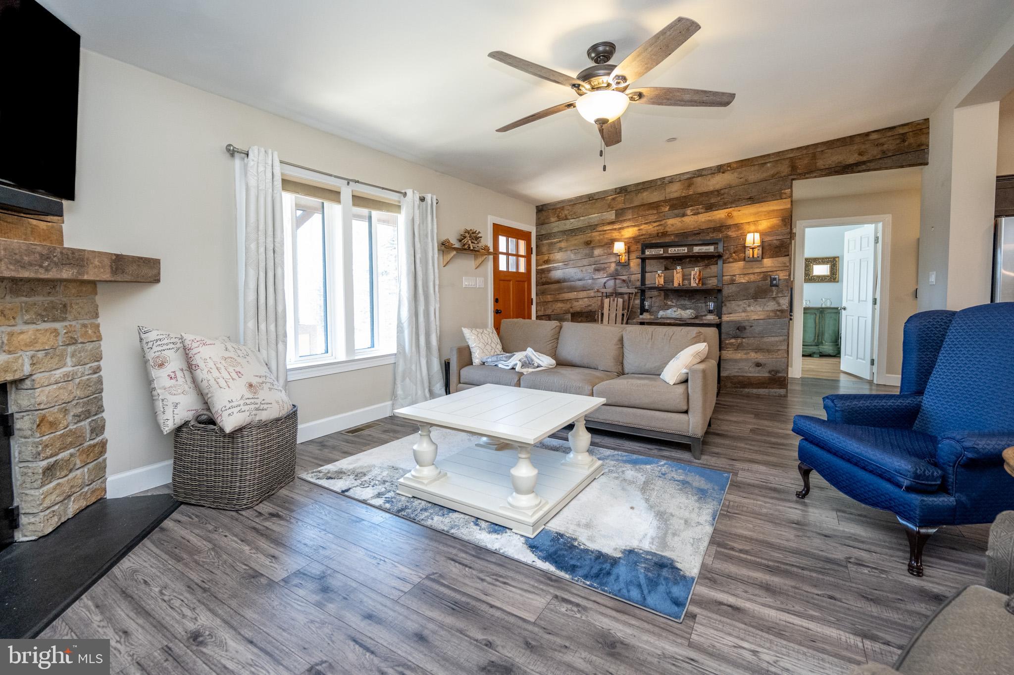 LODESTONE - Residential