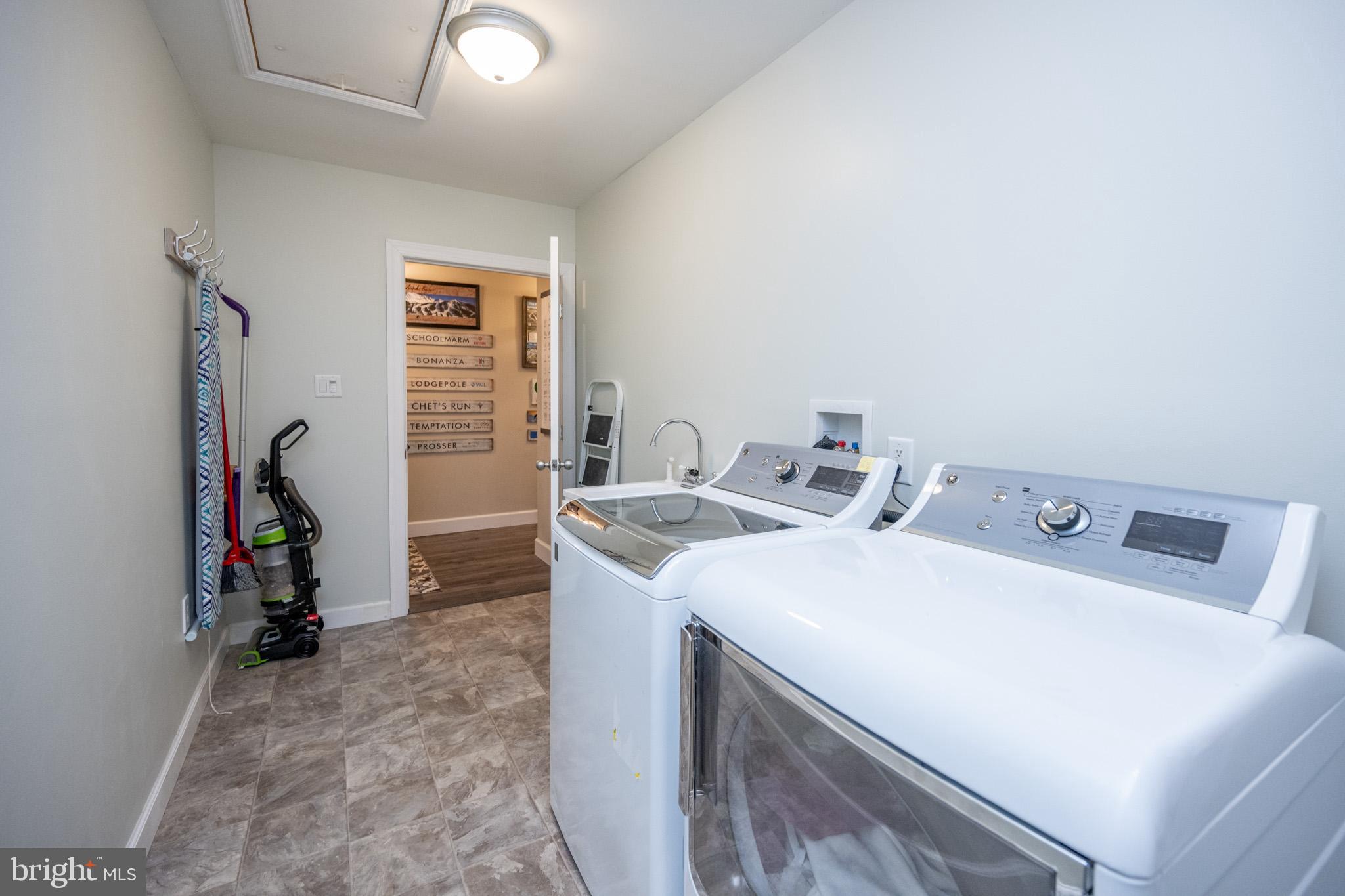 LODESTONE - Residential