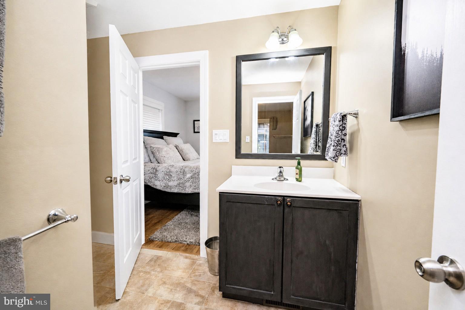LODESTONE - Residential