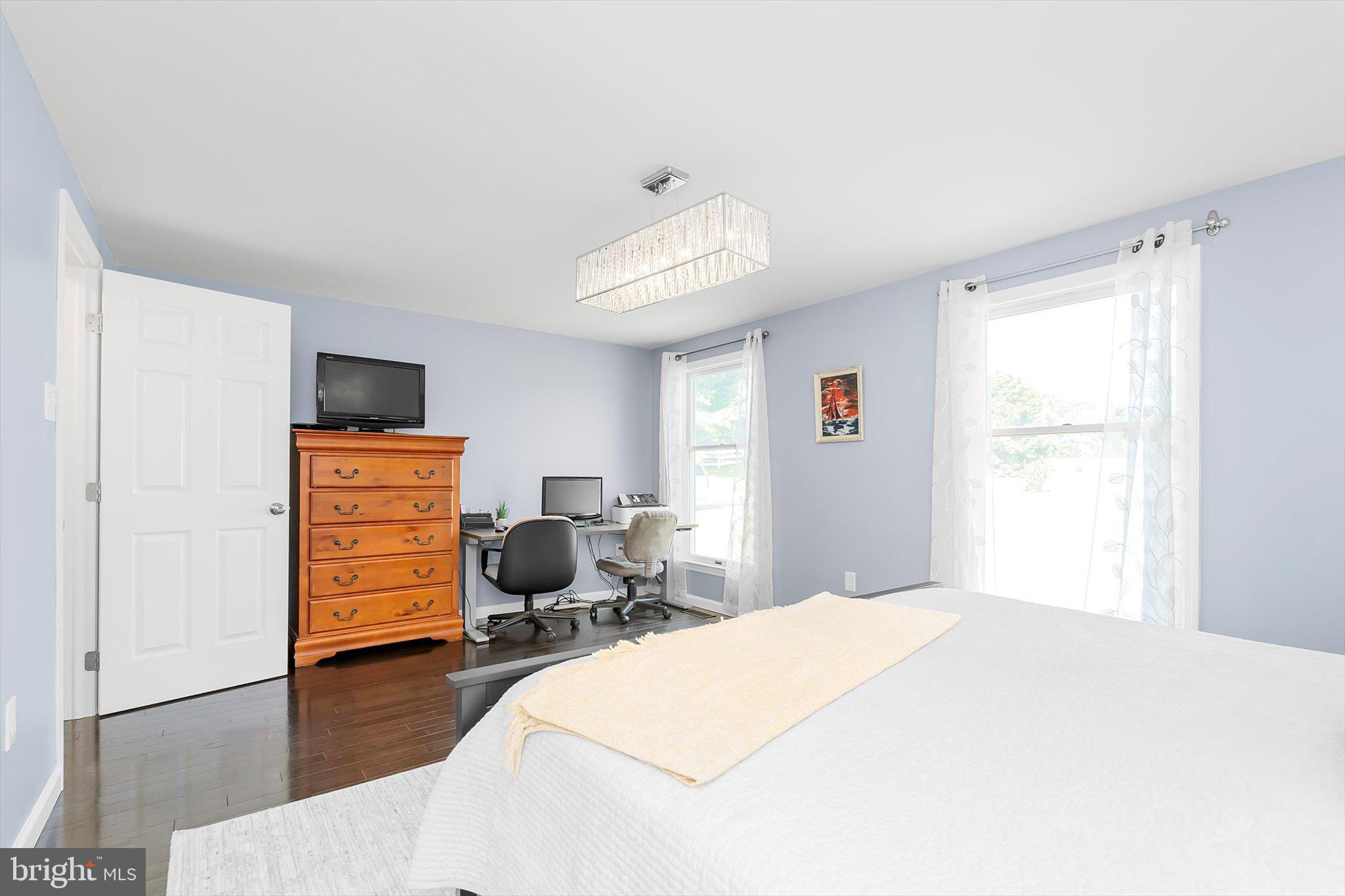 POTOMAC FARMS - Residential