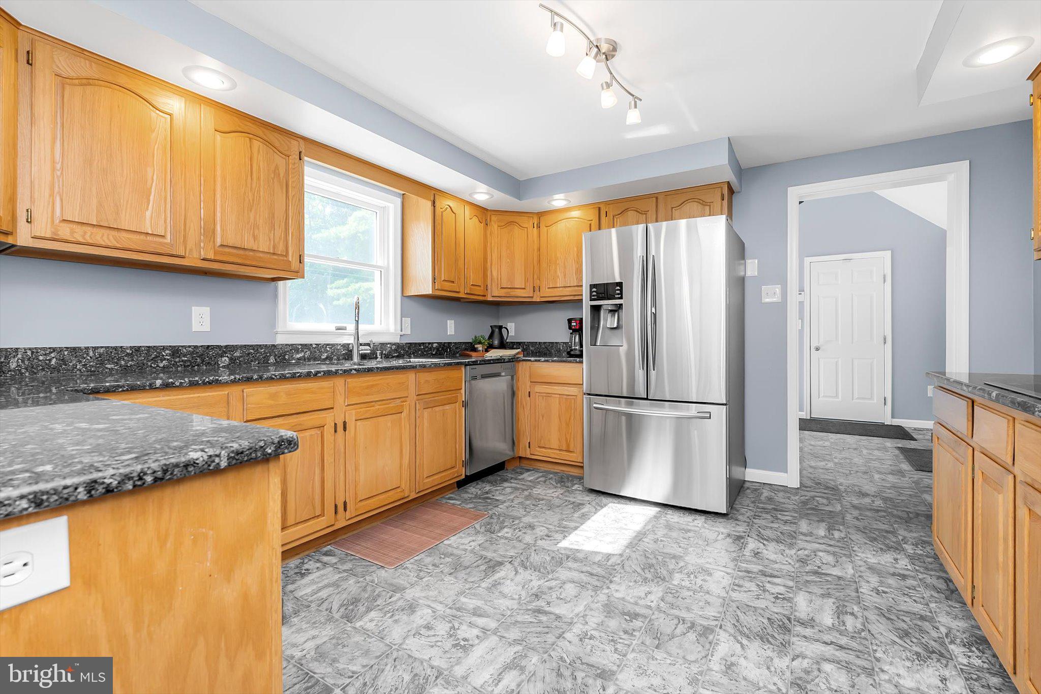 POTOMAC FARMS - Residential