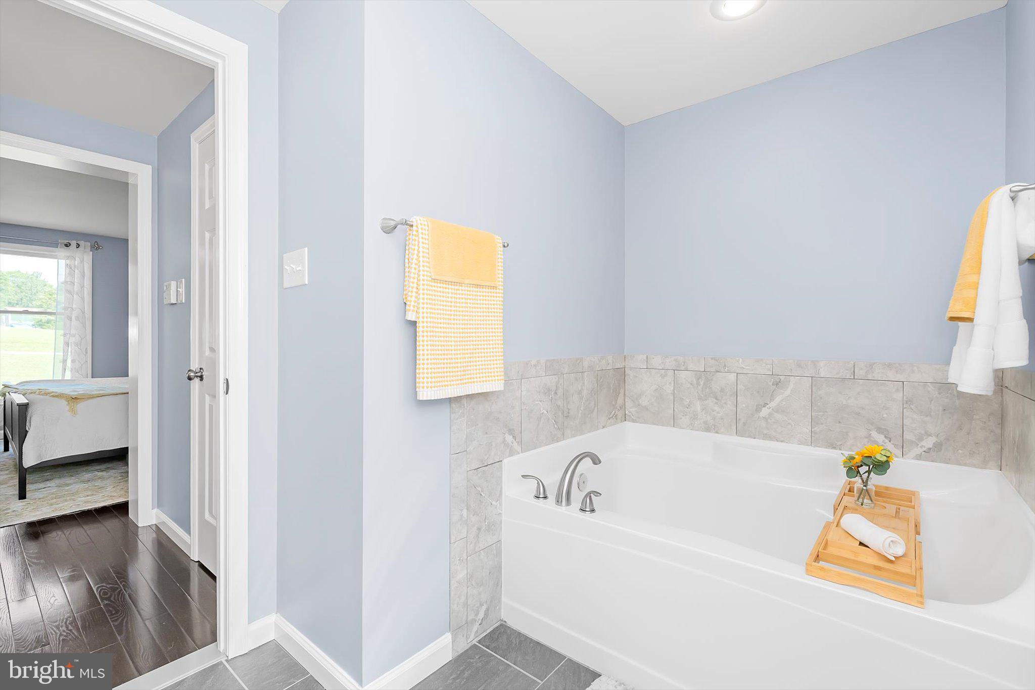 POTOMAC FARMS - Residential