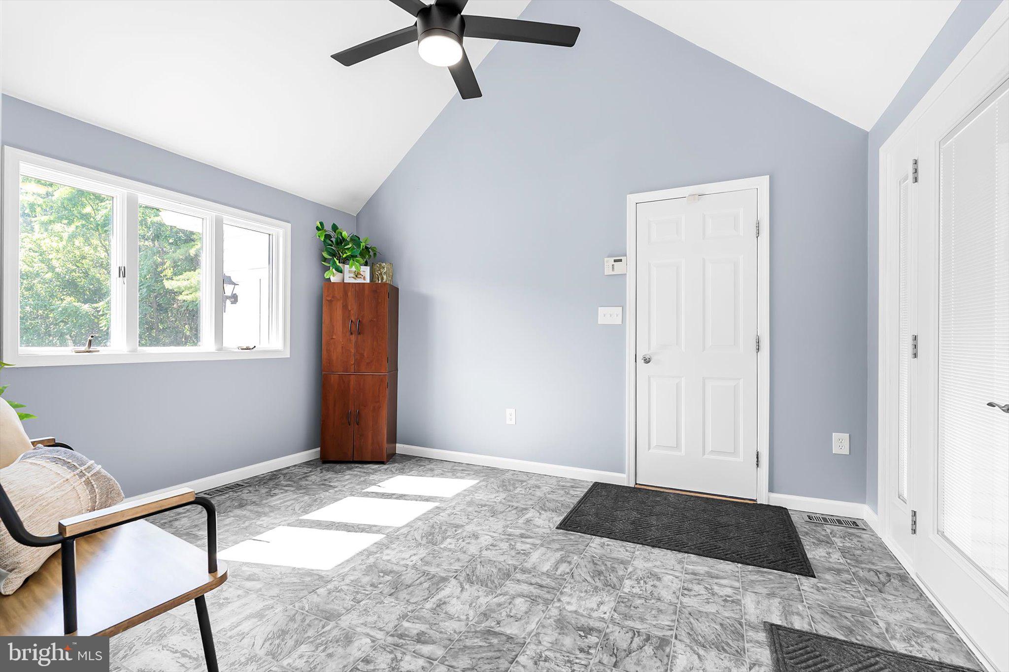 POTOMAC FARMS - Residential