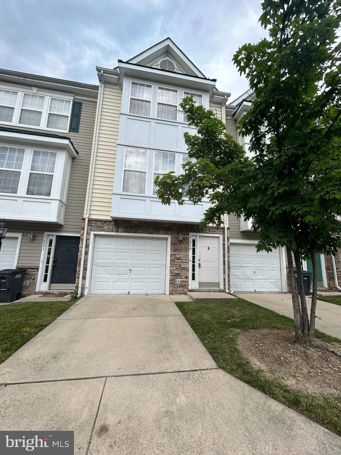 PARKSIDE AT DULLES - Residential Lease