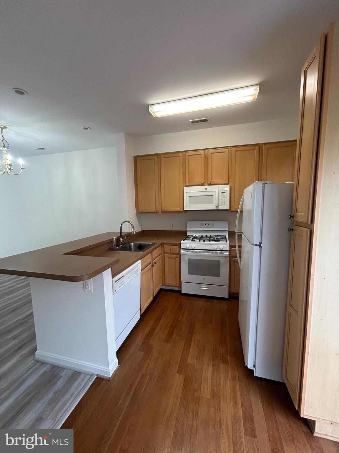 PARKSIDE AT DULLES - Residential Lease