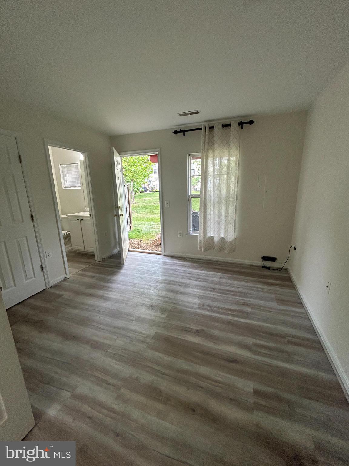 PARKSIDE AT DULLES - Residential Lease