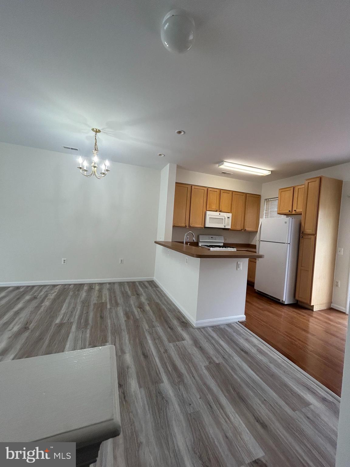PARKSIDE AT DULLES - Residential Lease