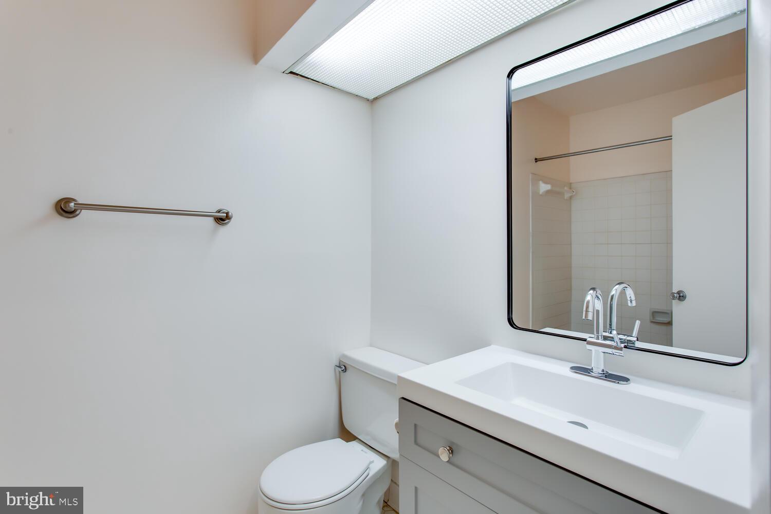 RESTON - Residential Lease