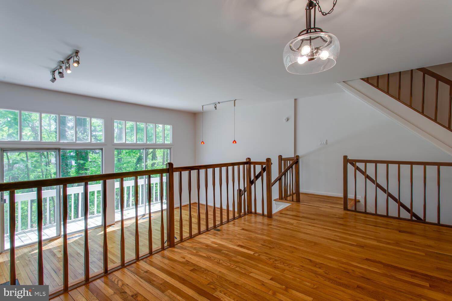 RESTON - Residential Lease