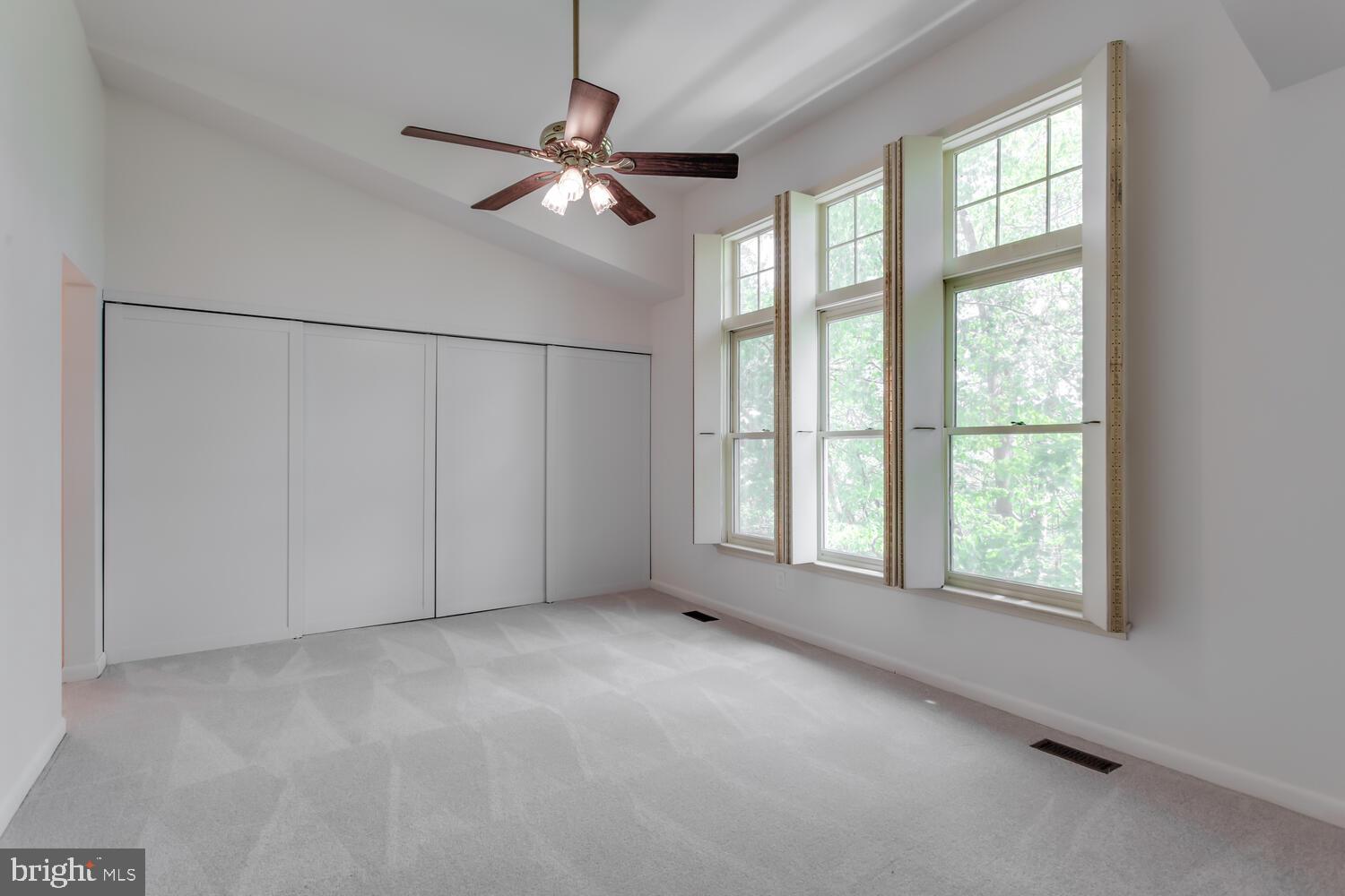 RESTON - Residential Lease