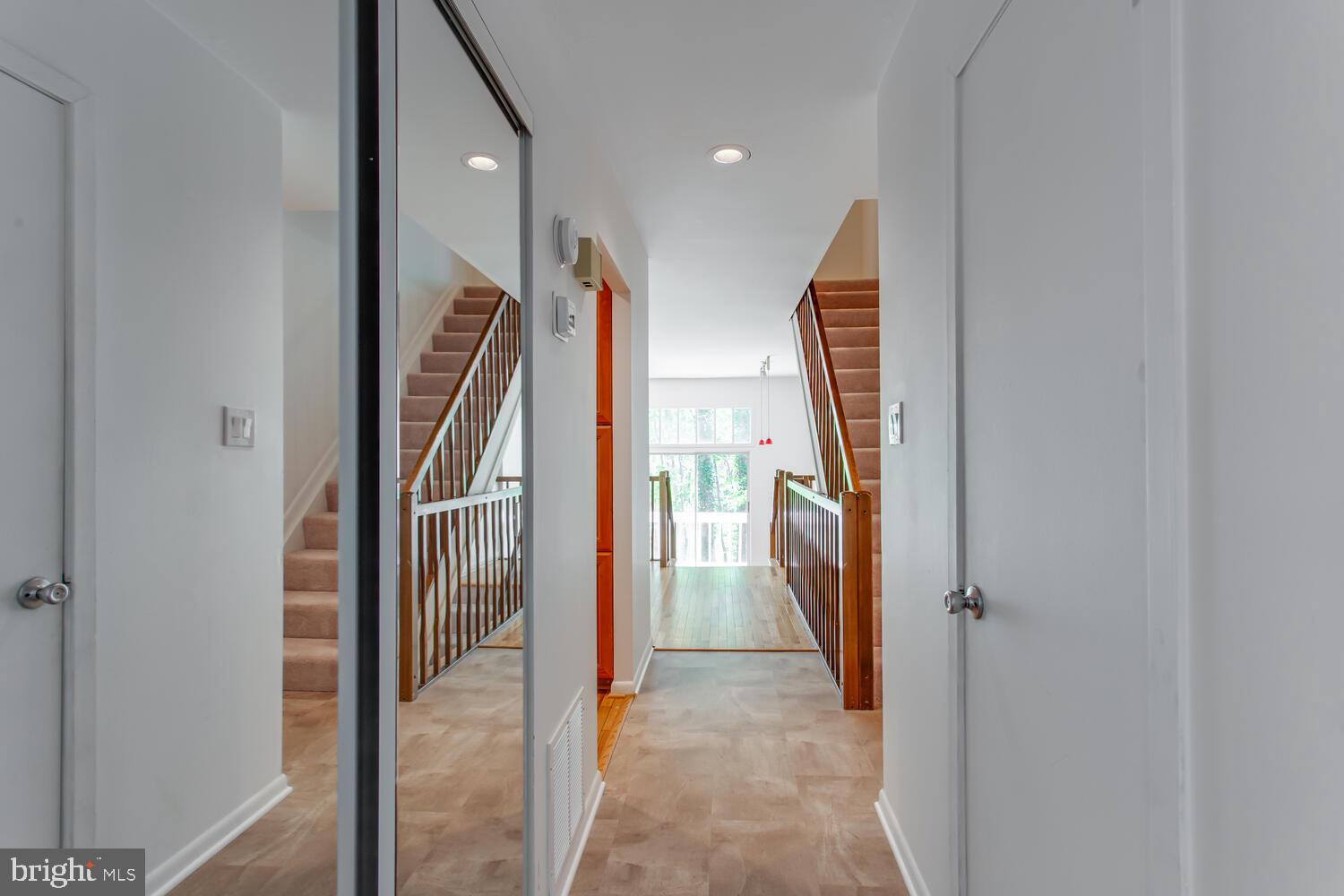 RESTON - Residential Lease