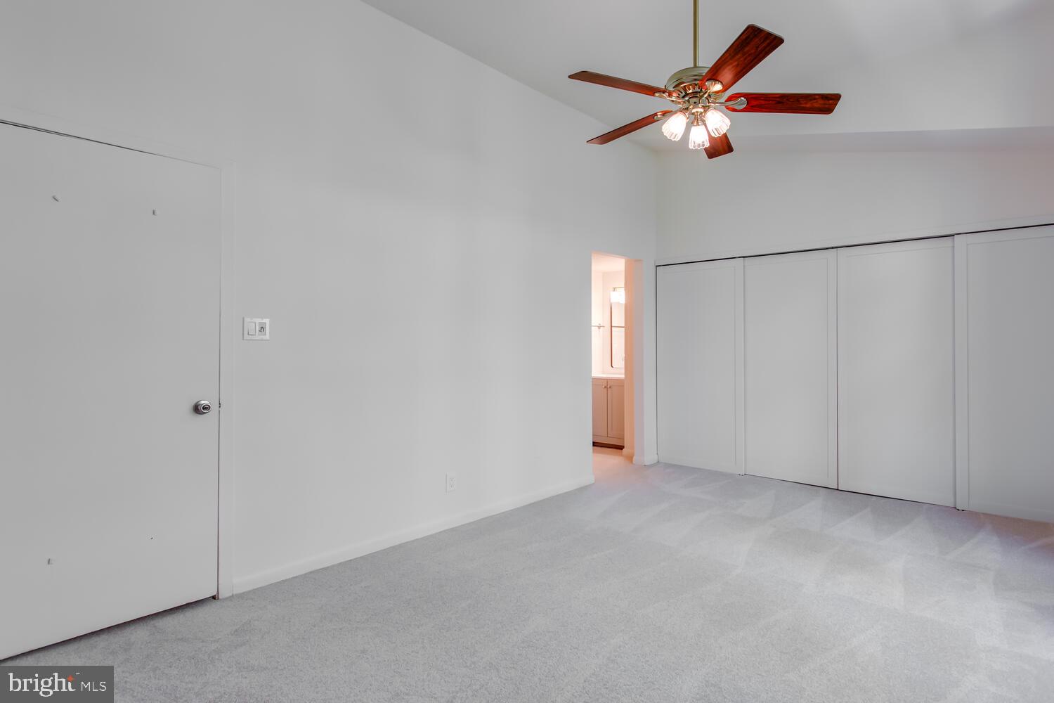 RESTON - Residential Lease