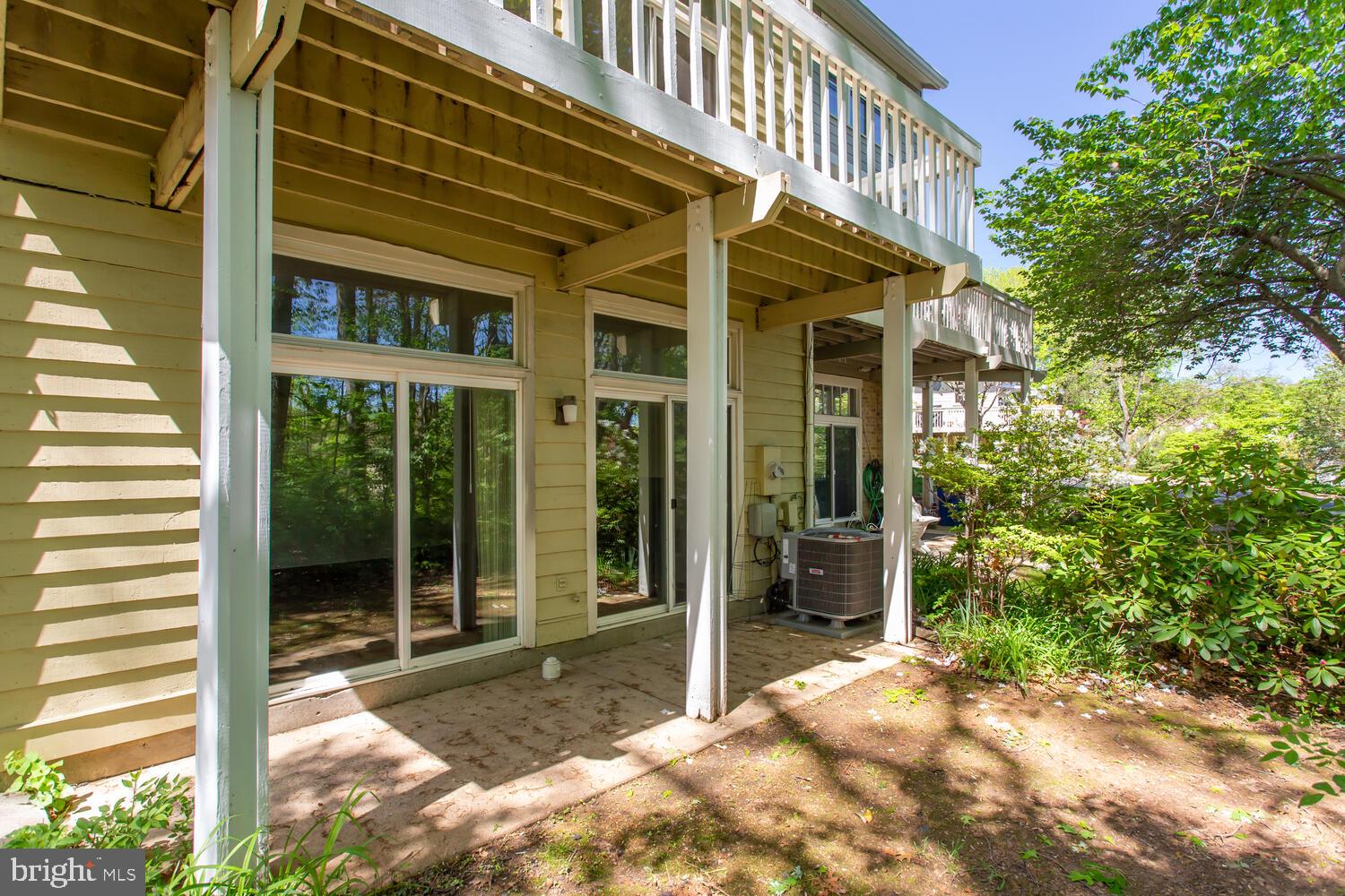 RESTON - Residential Lease