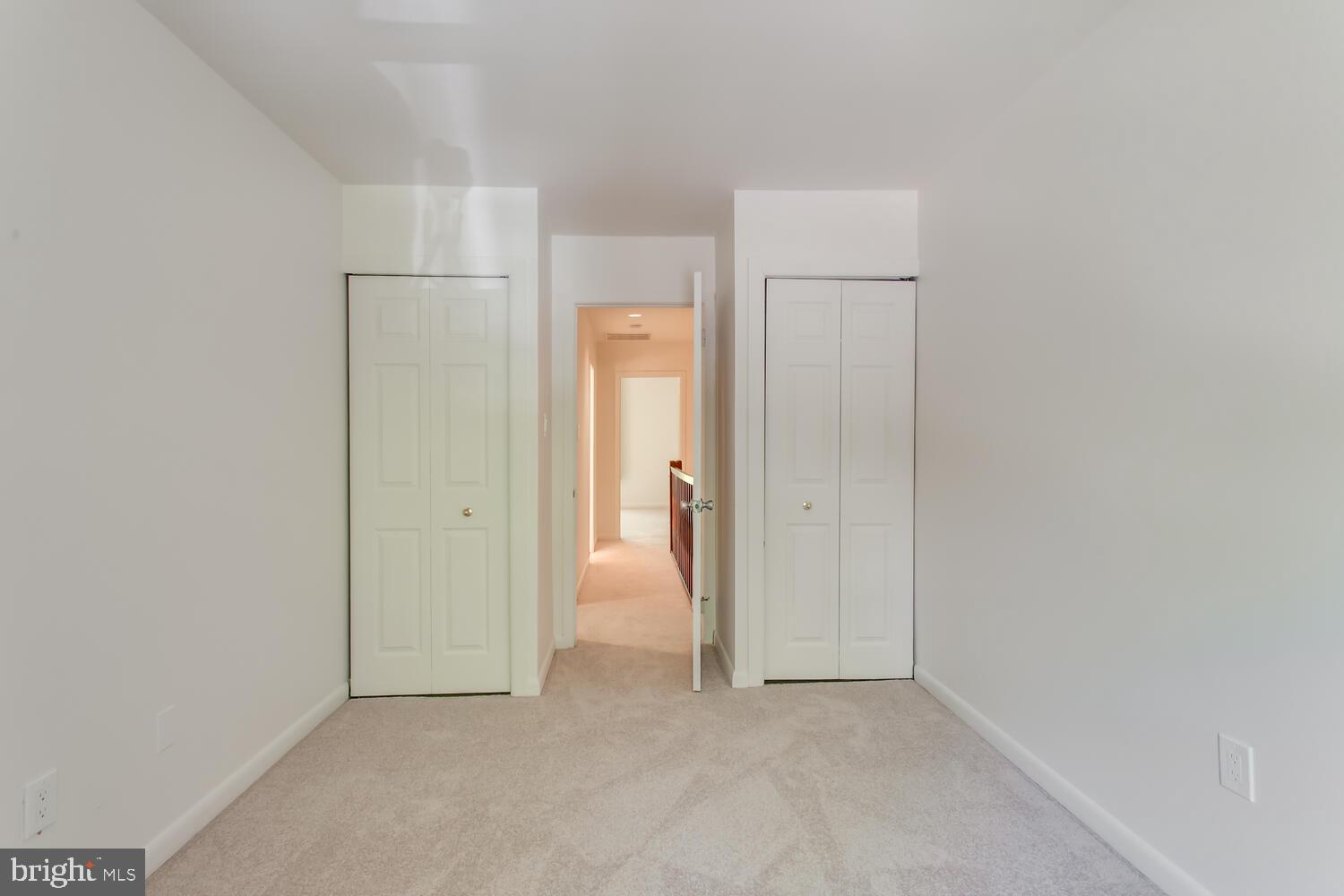 RESTON - Residential Lease