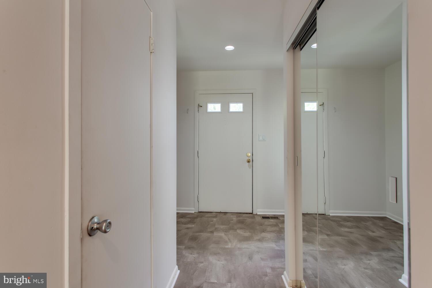 RESTON - Residential Lease