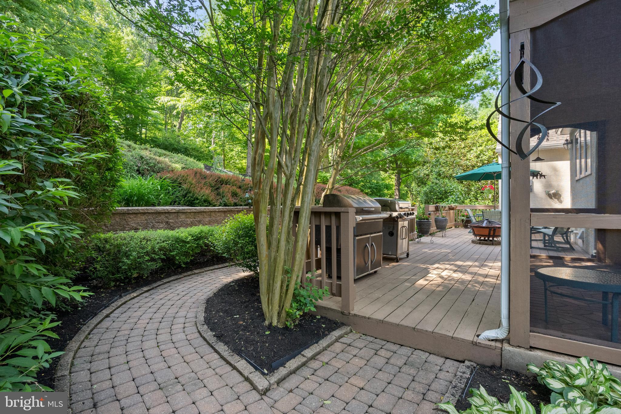 COURTS AT LONGWOOD - Residential