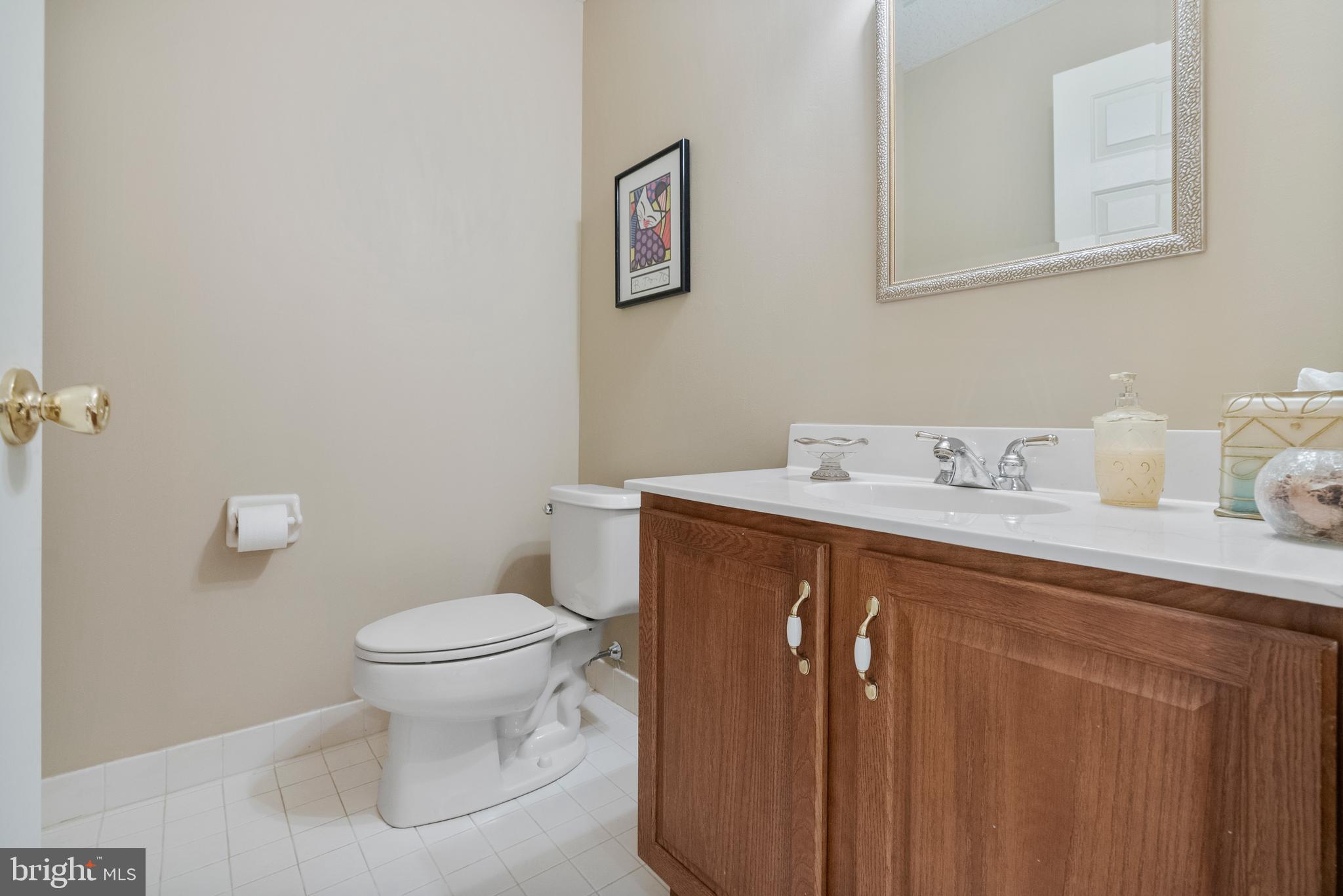 COURTS AT LONGWOOD - Residential