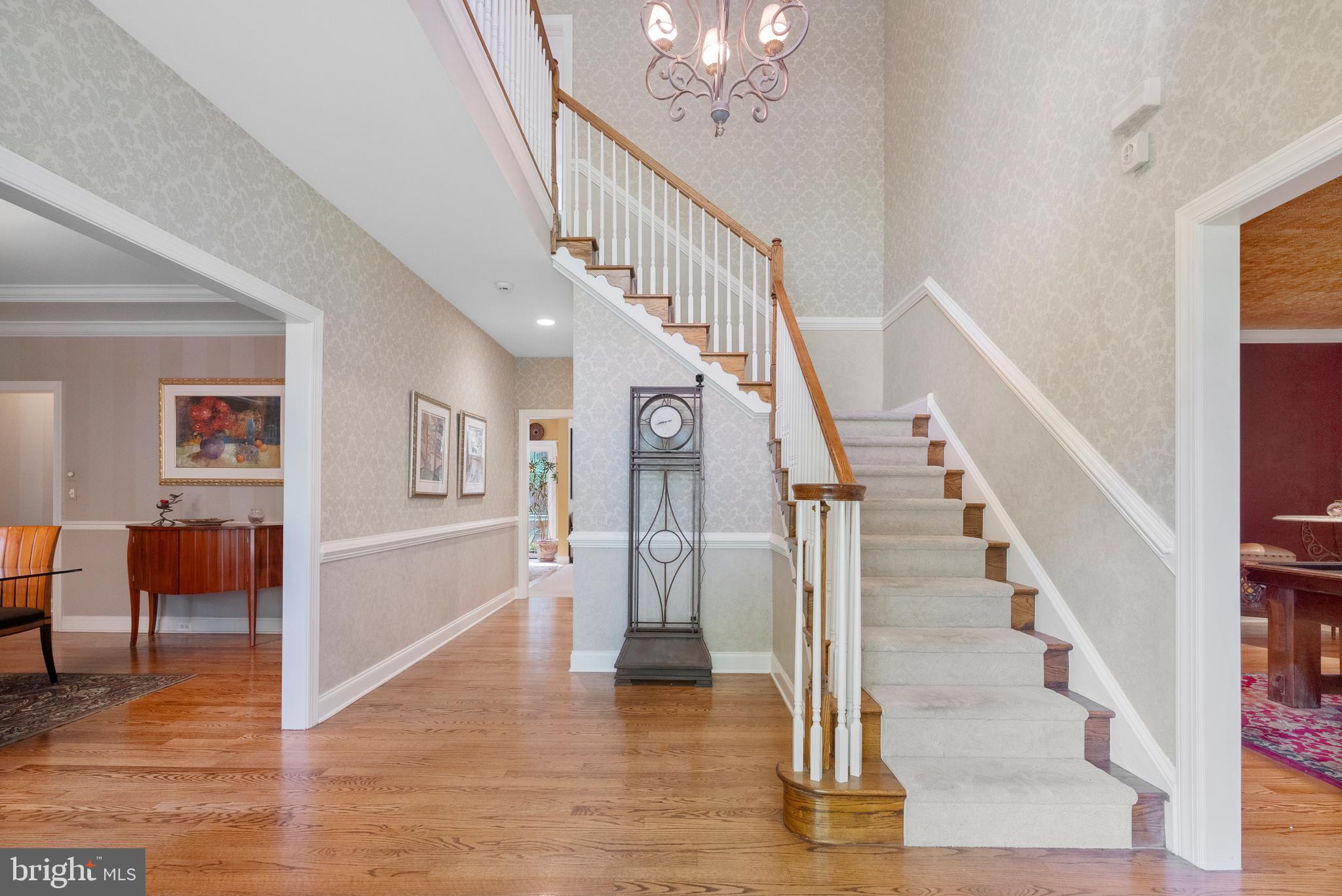 COURTS AT LONGWOOD - Residential