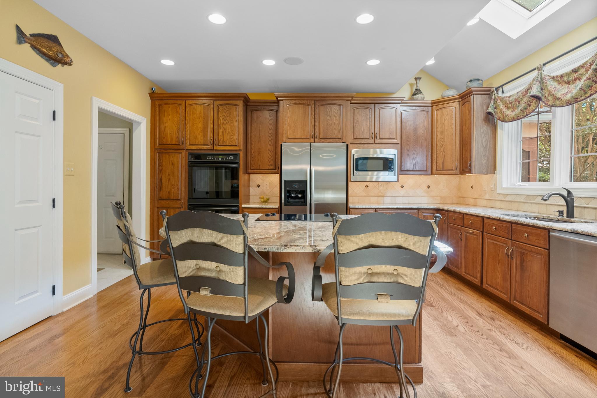 COURTS AT LONGWOOD - Residential