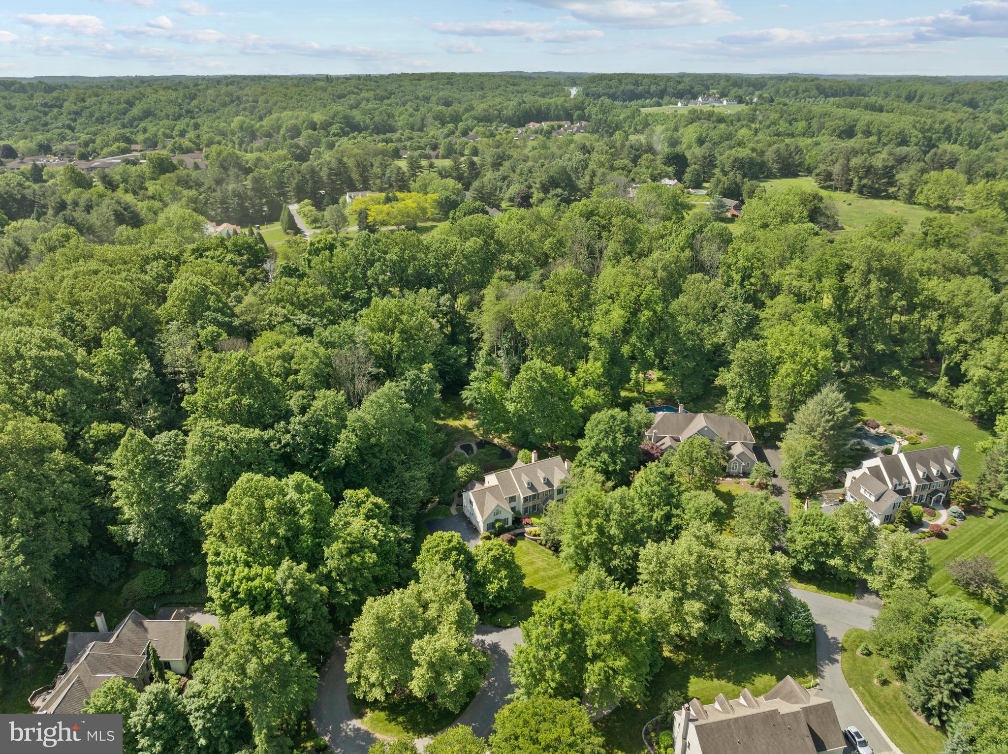 COURTS AT LONGWOOD - Residential