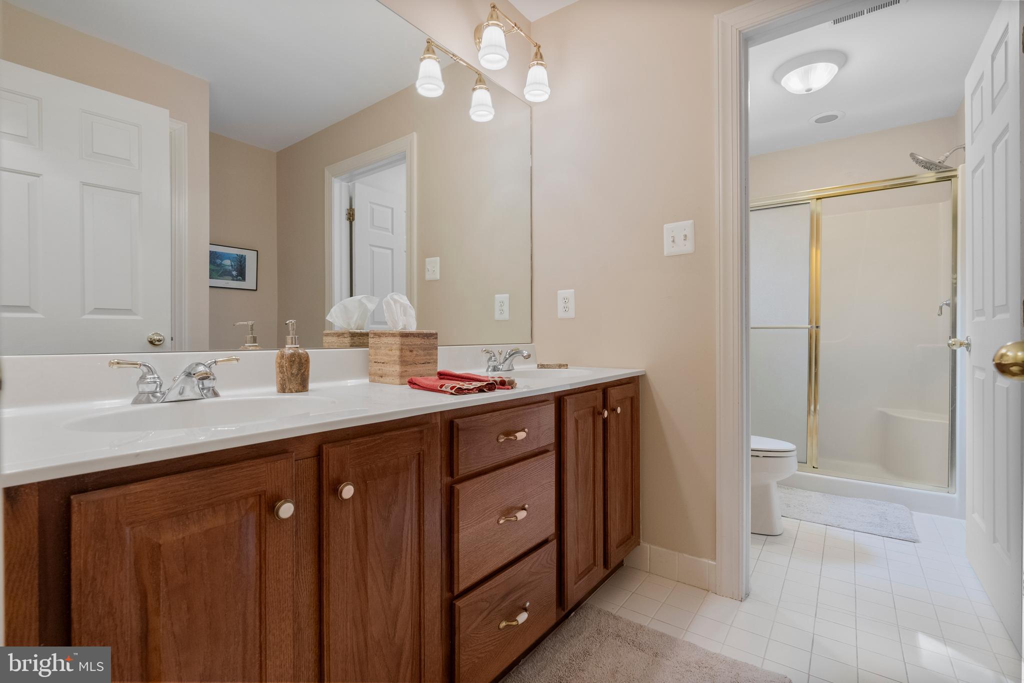 COURTS AT LONGWOOD - Residential