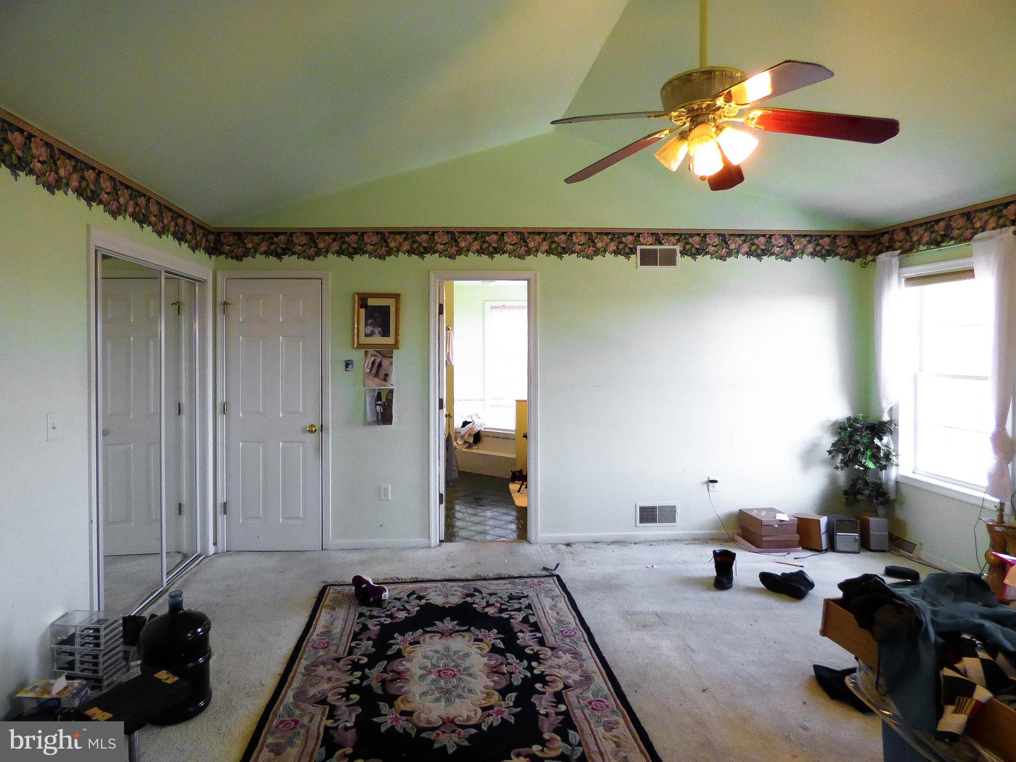 NORTH POINTE - Residential