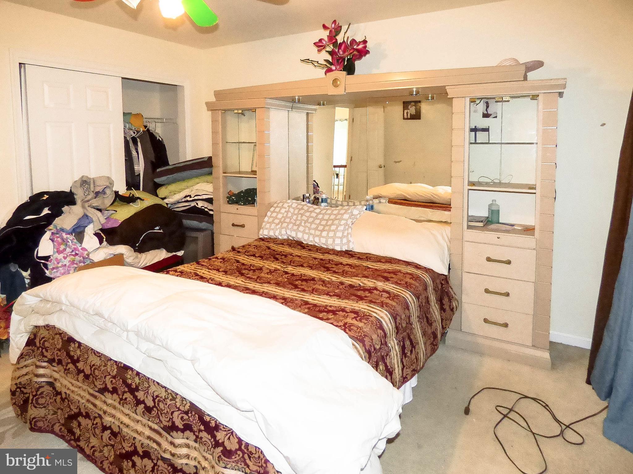 NORTH POINTE - Residential