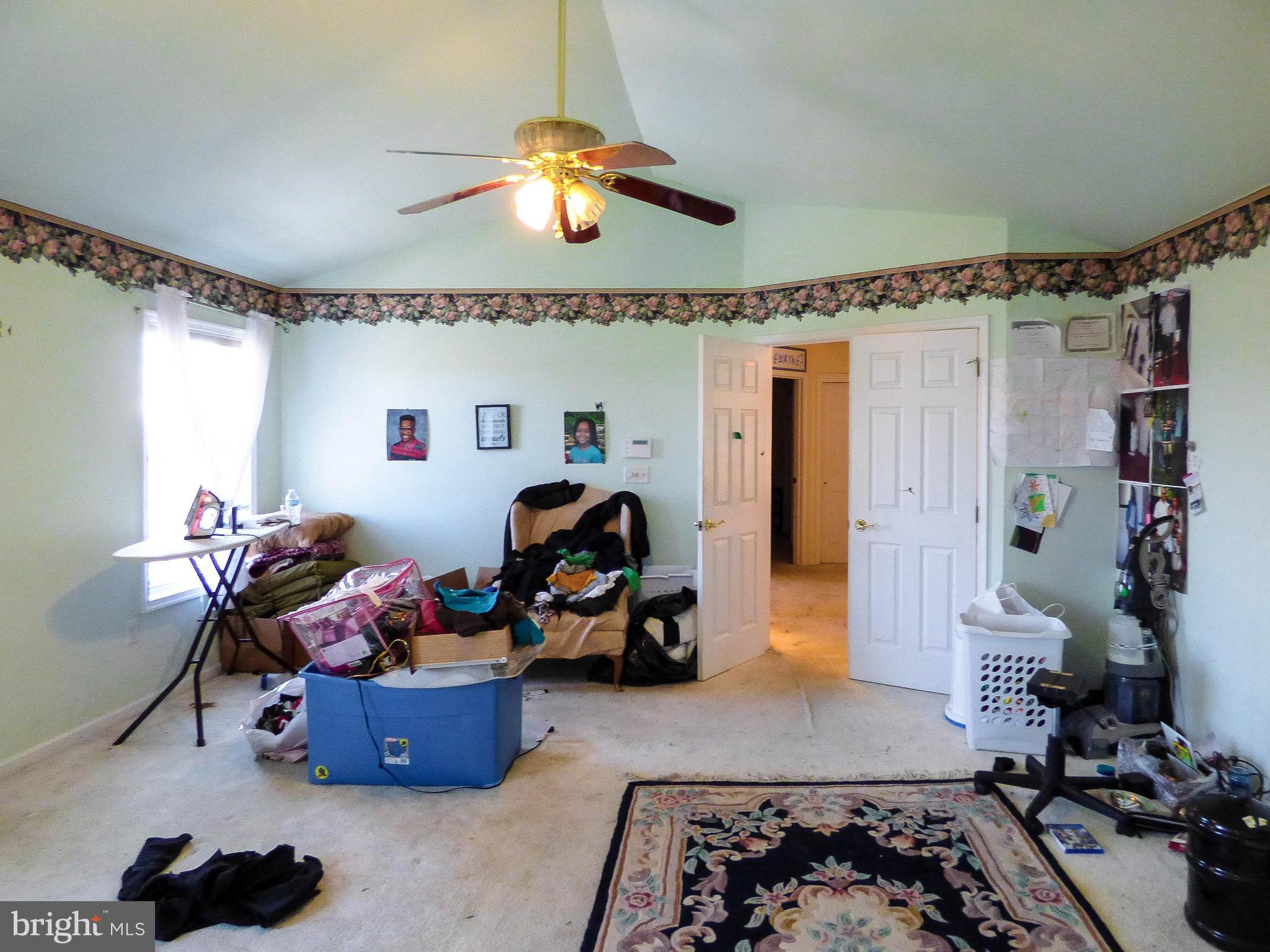 NORTH POINTE - Residential