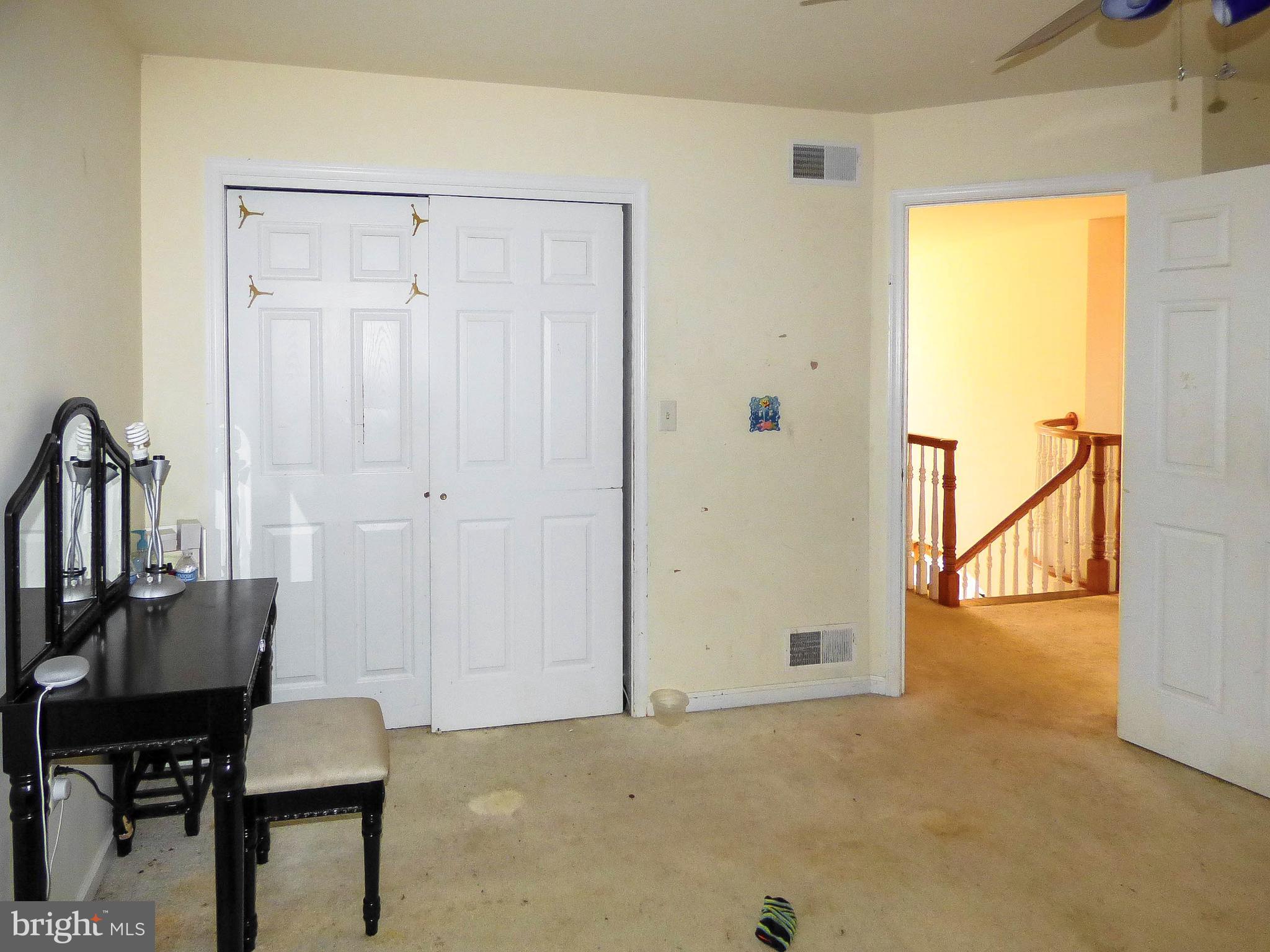 NORTH POINTE - Residential