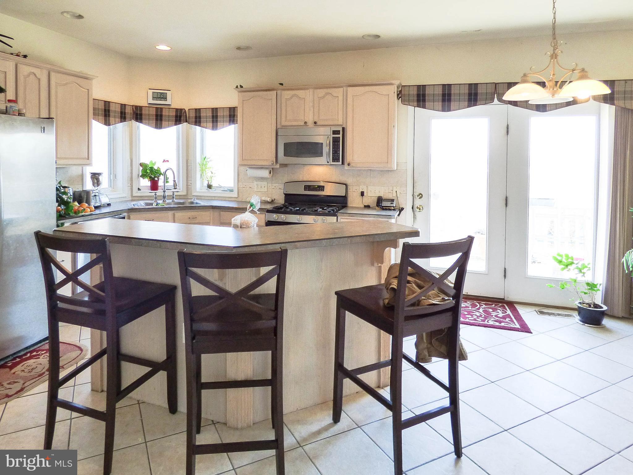 NORTH POINTE - Residential