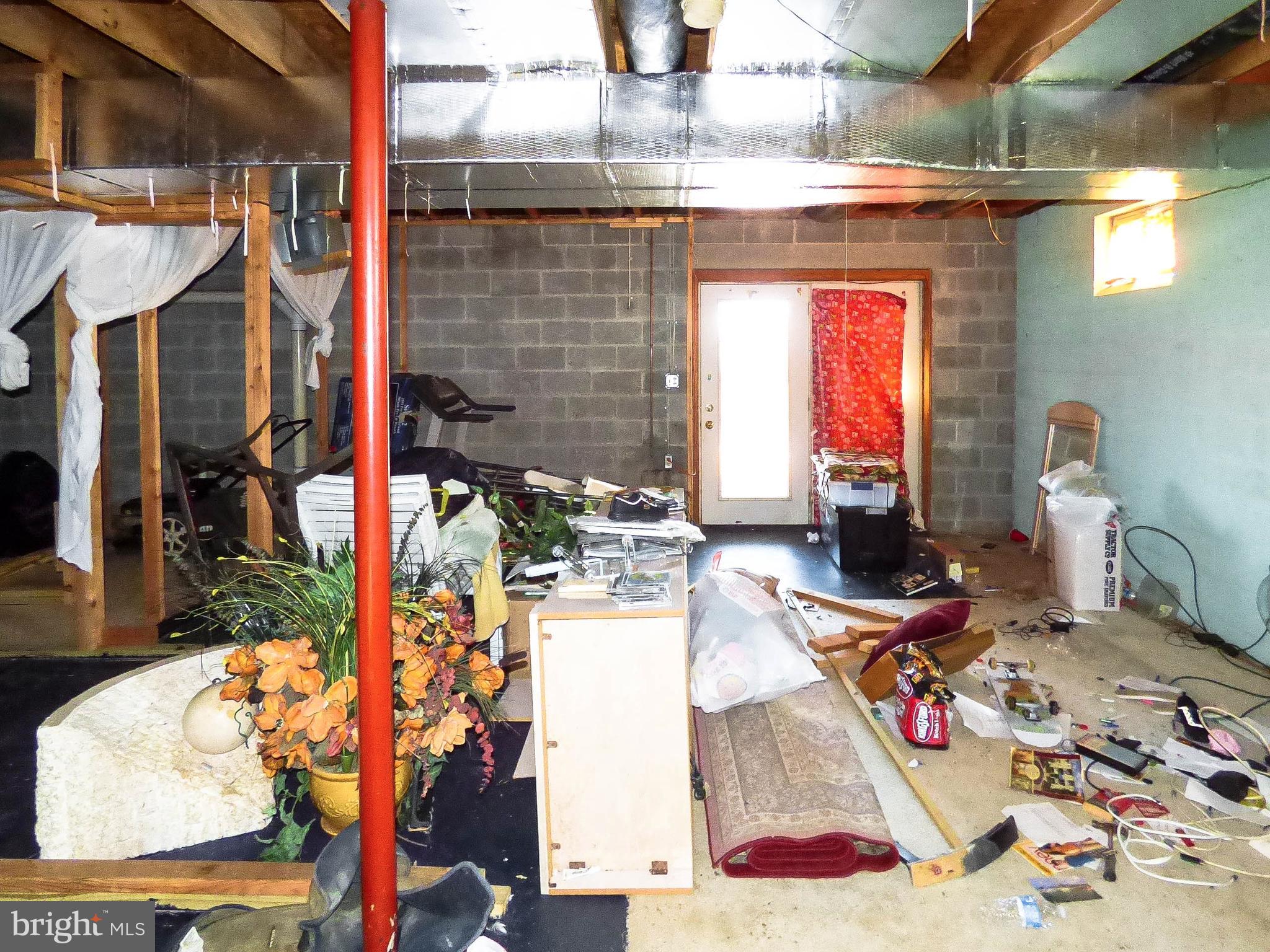 NORTH POINTE - Residential