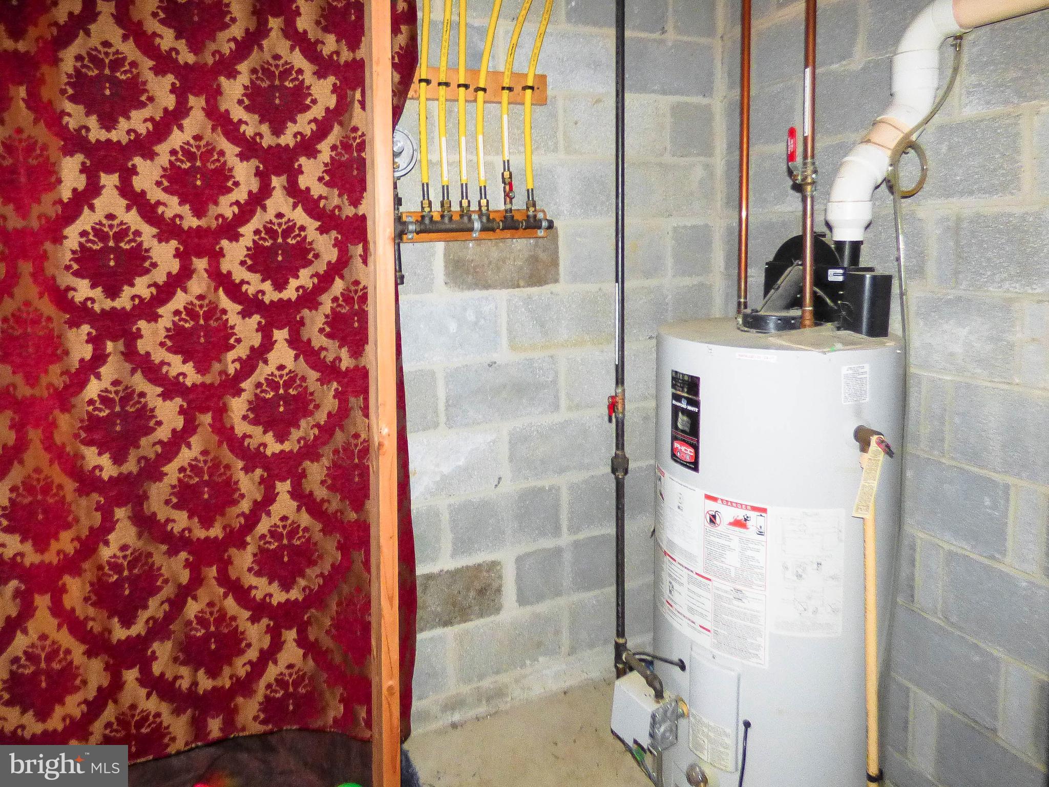 NORTH POINTE - Residential