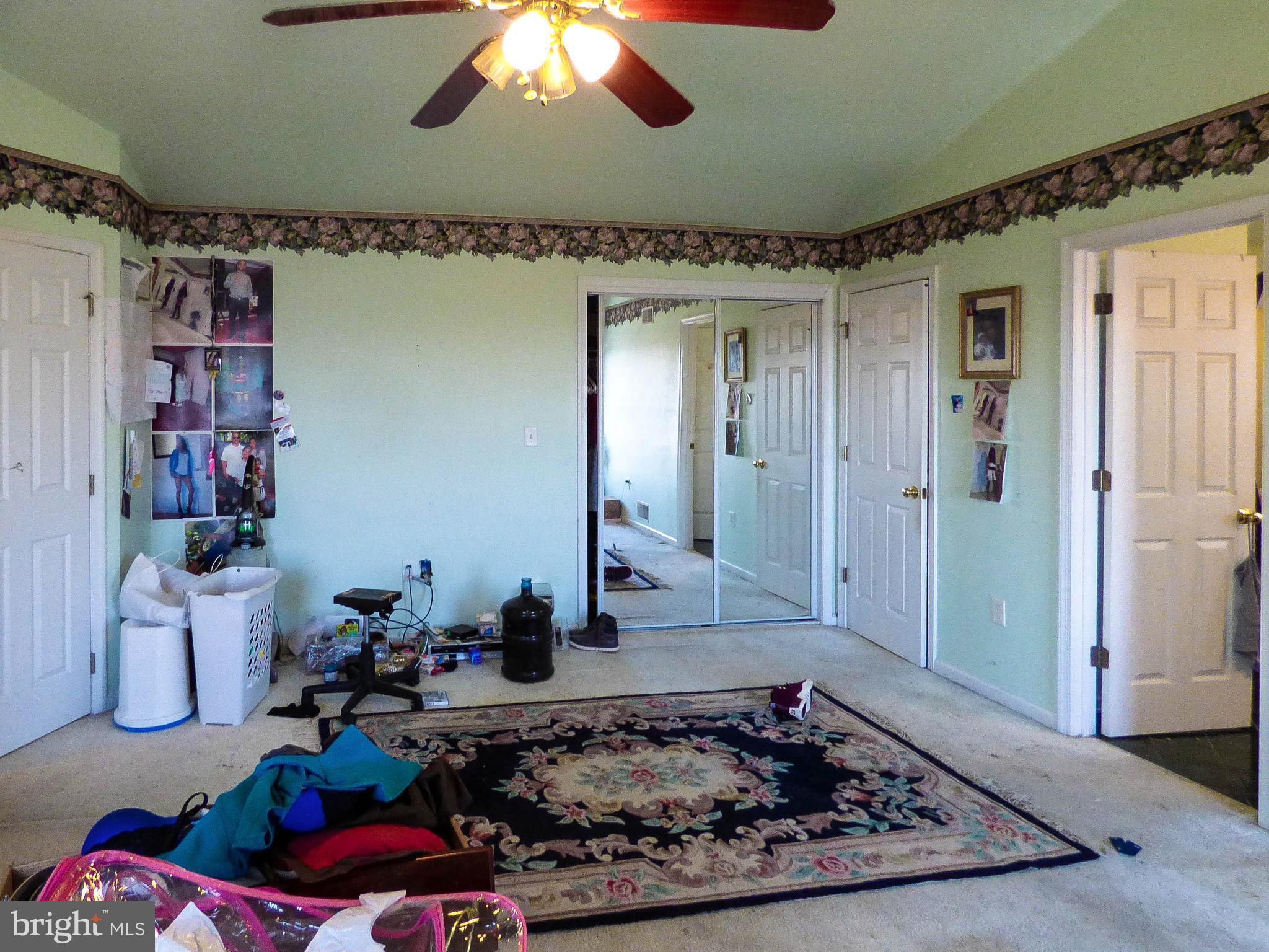 NORTH POINTE - Residential