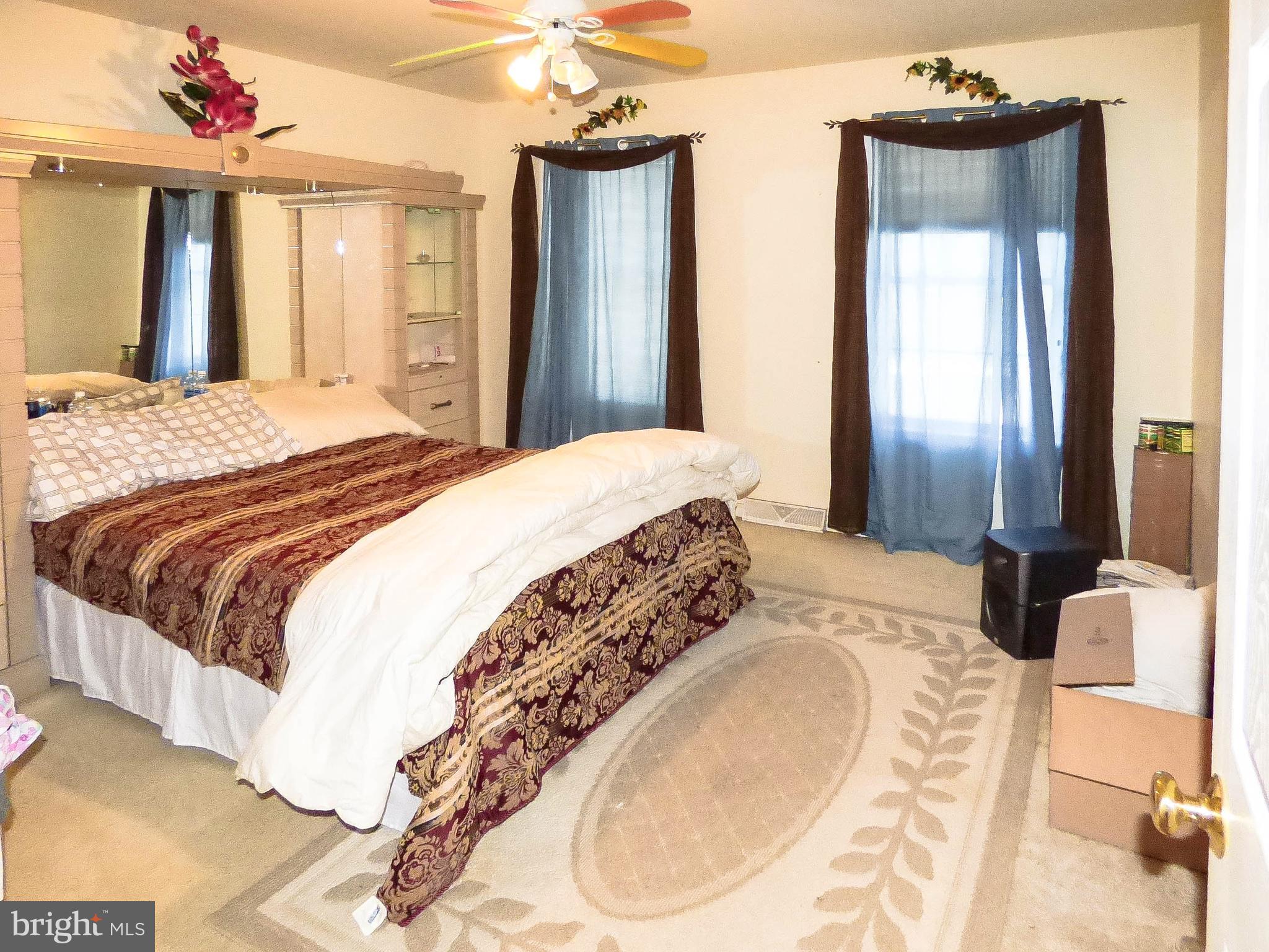 NORTH POINTE - Residential