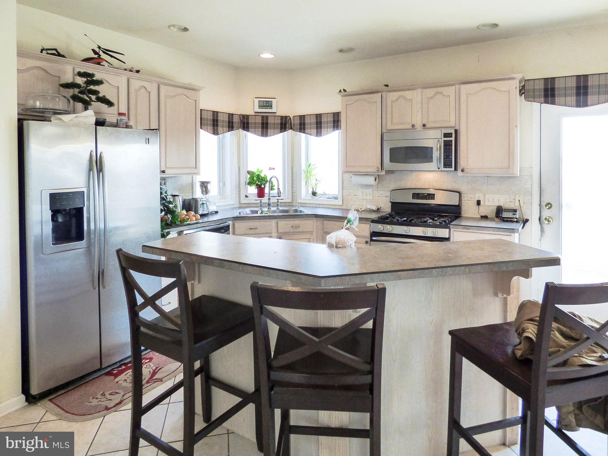 NORTH POINTE - Residential