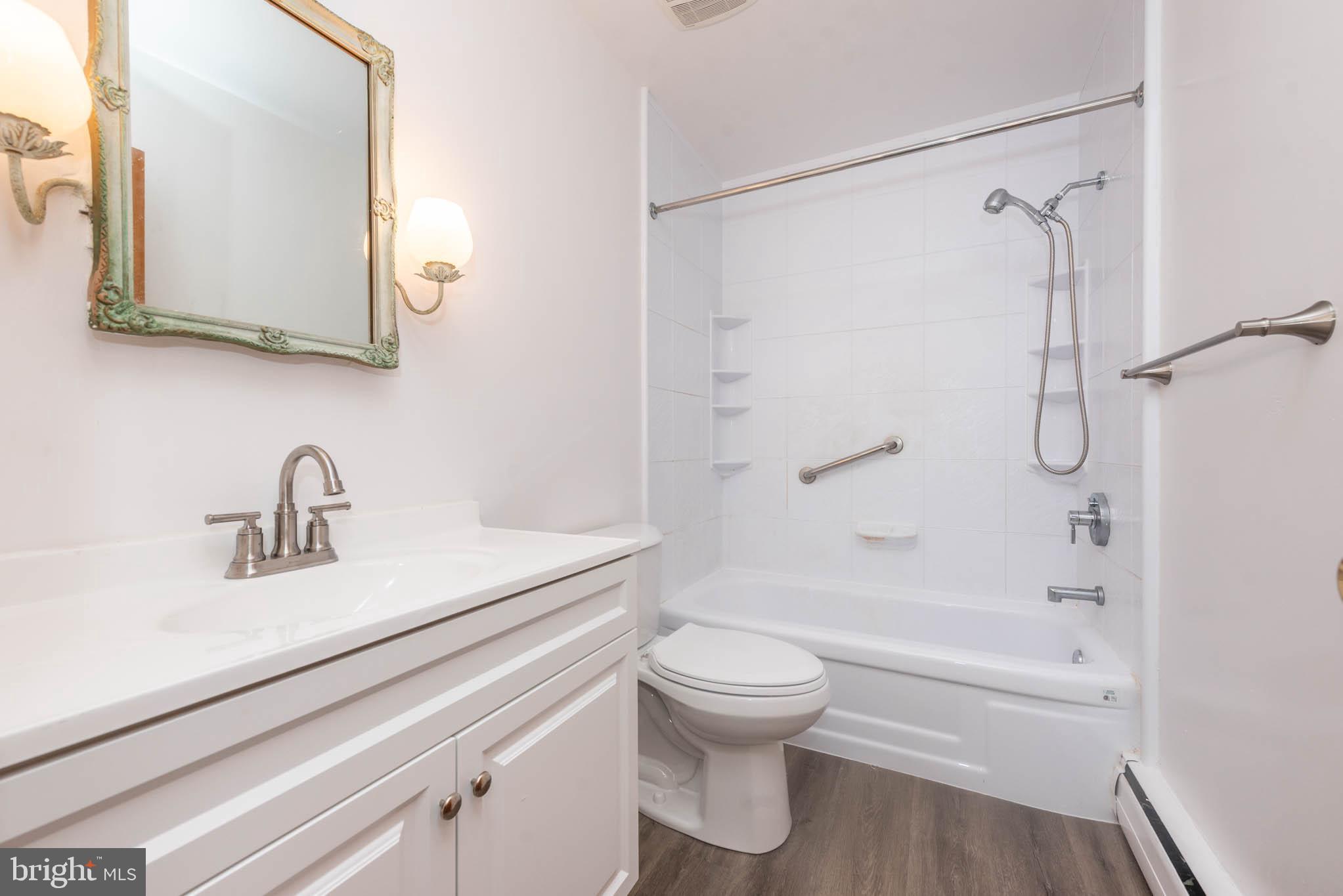 PERRING PARK - Residential