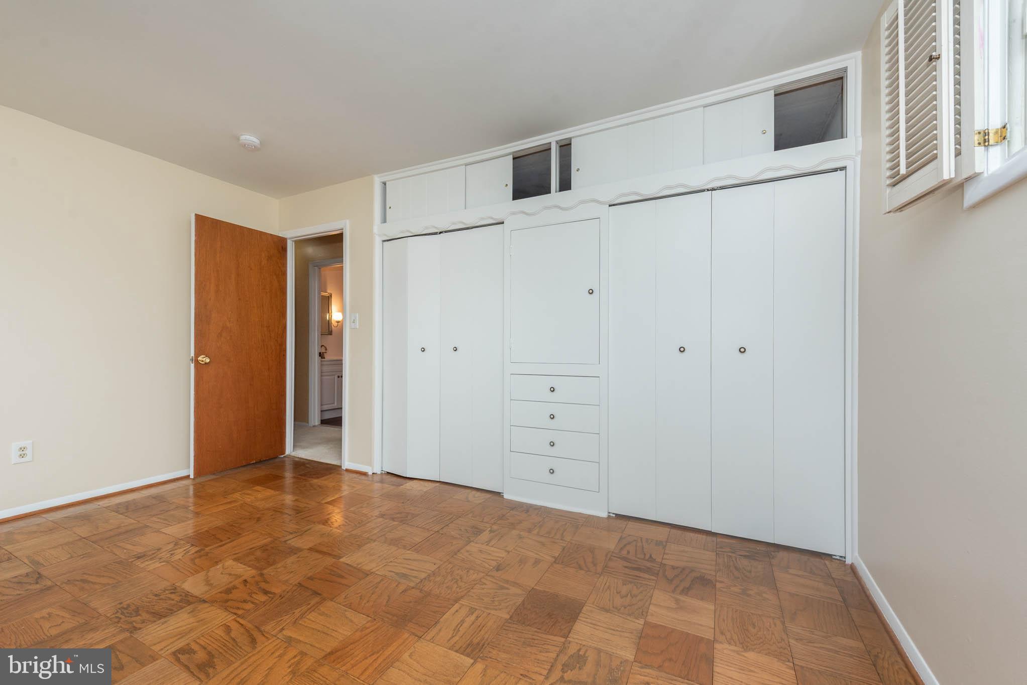 PERRING PARK - Residential