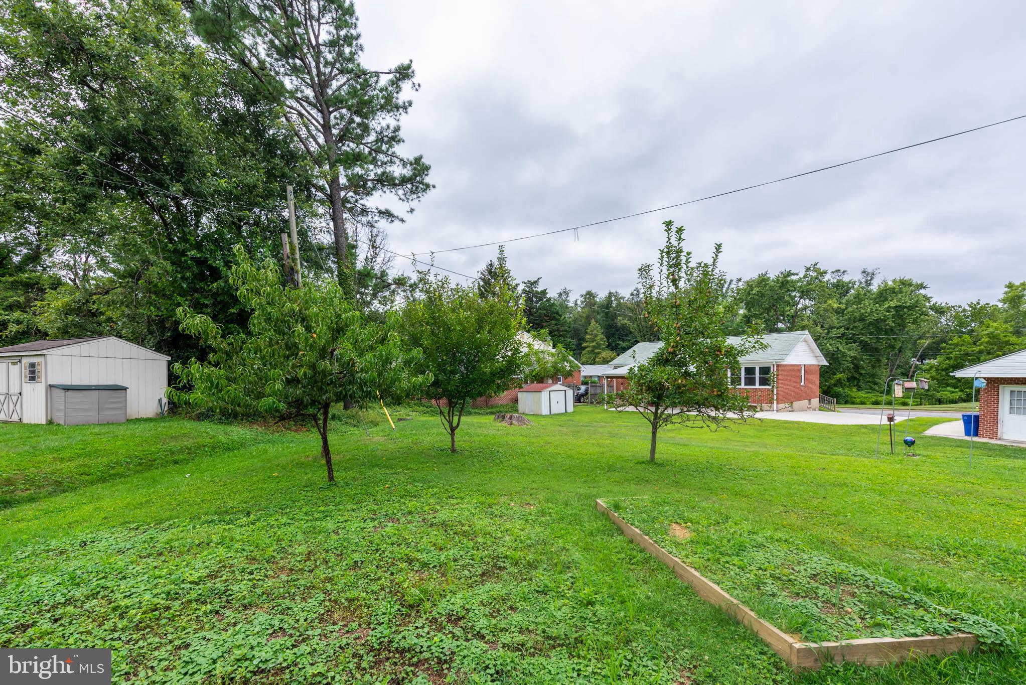 PERRING PARK - Residential