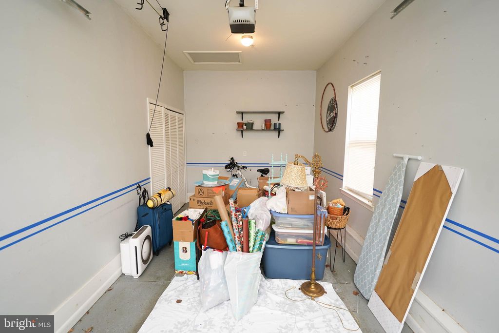 listing image 44