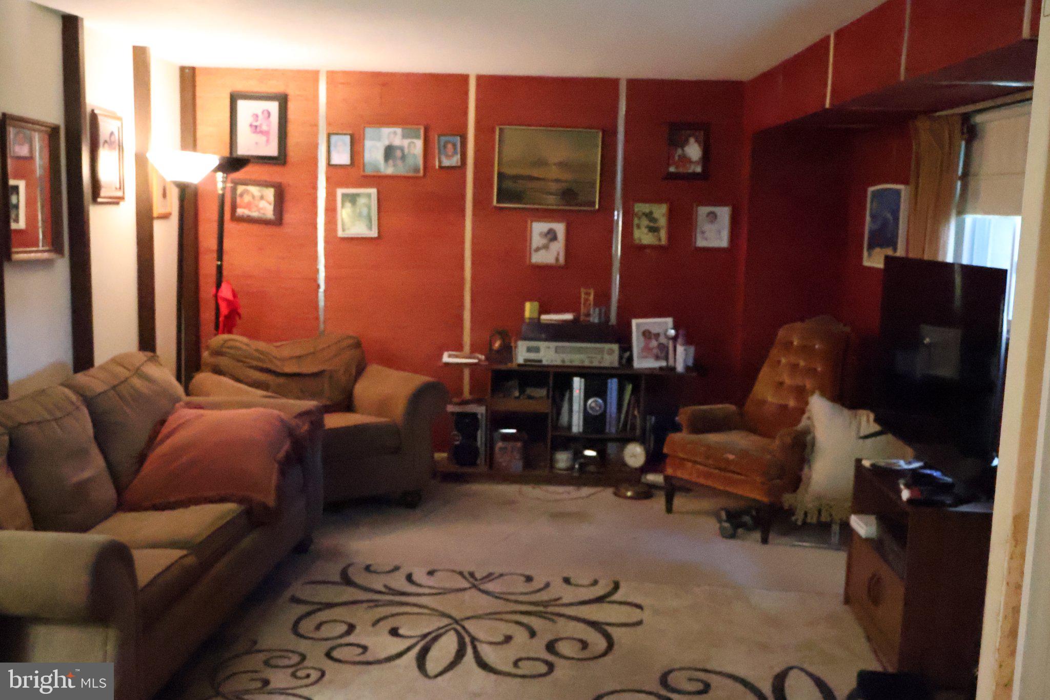 WHITE MARSH MDWS - Residential