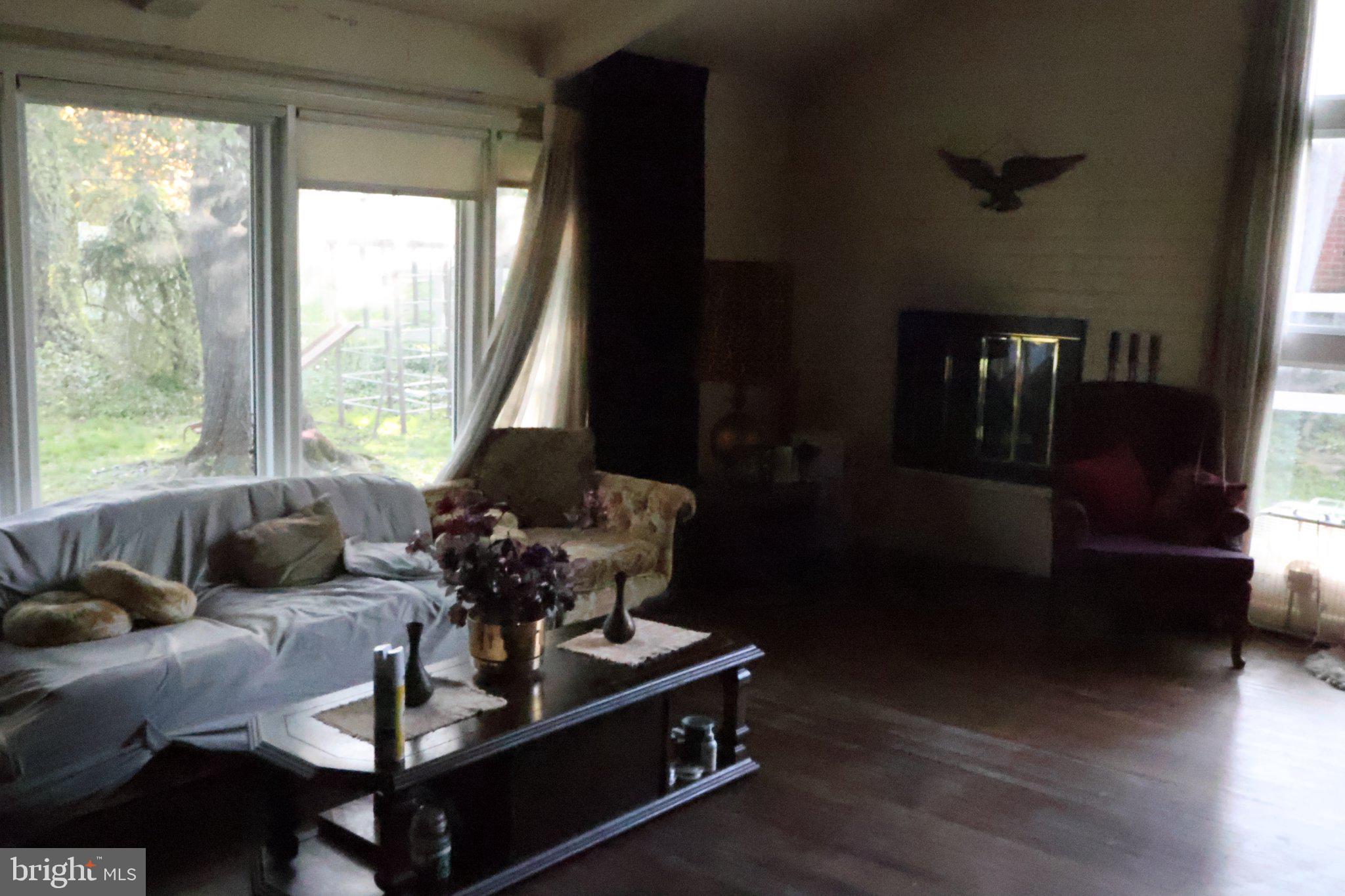 WHITE MARSH MDWS - Residential