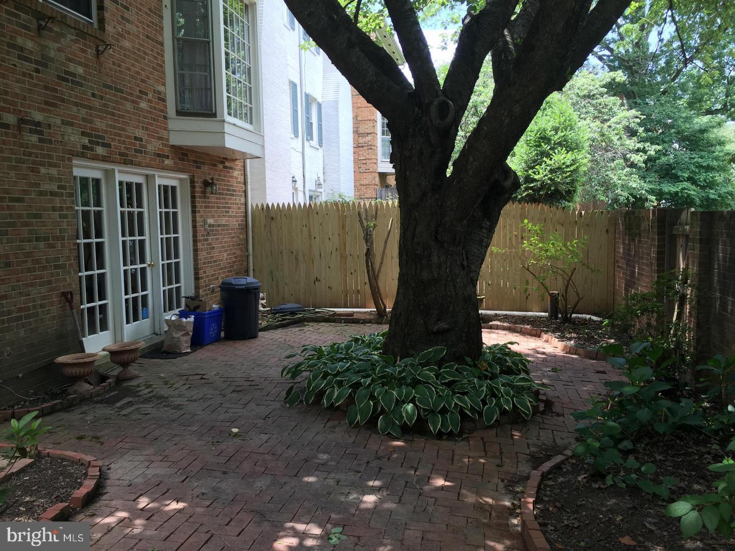 HALLCREST HEIGHTS - Residential Lease