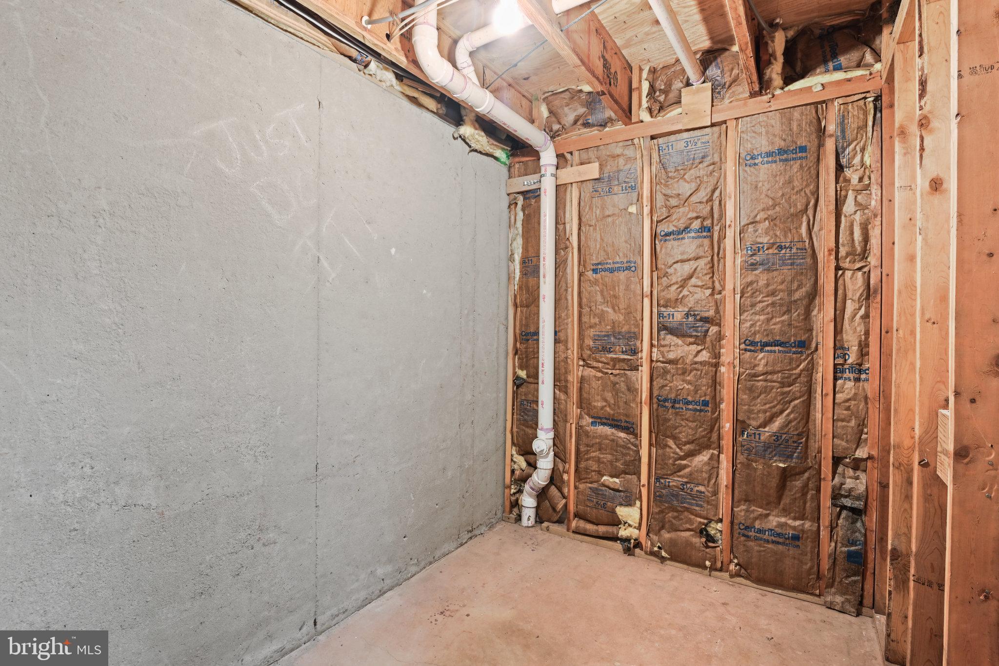 ASHBURN FARM - Residential