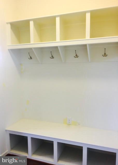 SPRINGDALE FARM - Residential