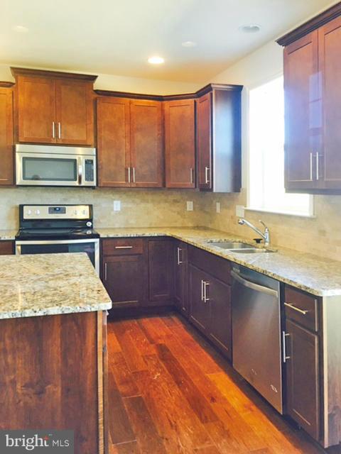 SPRINGDALE FARM - Residential