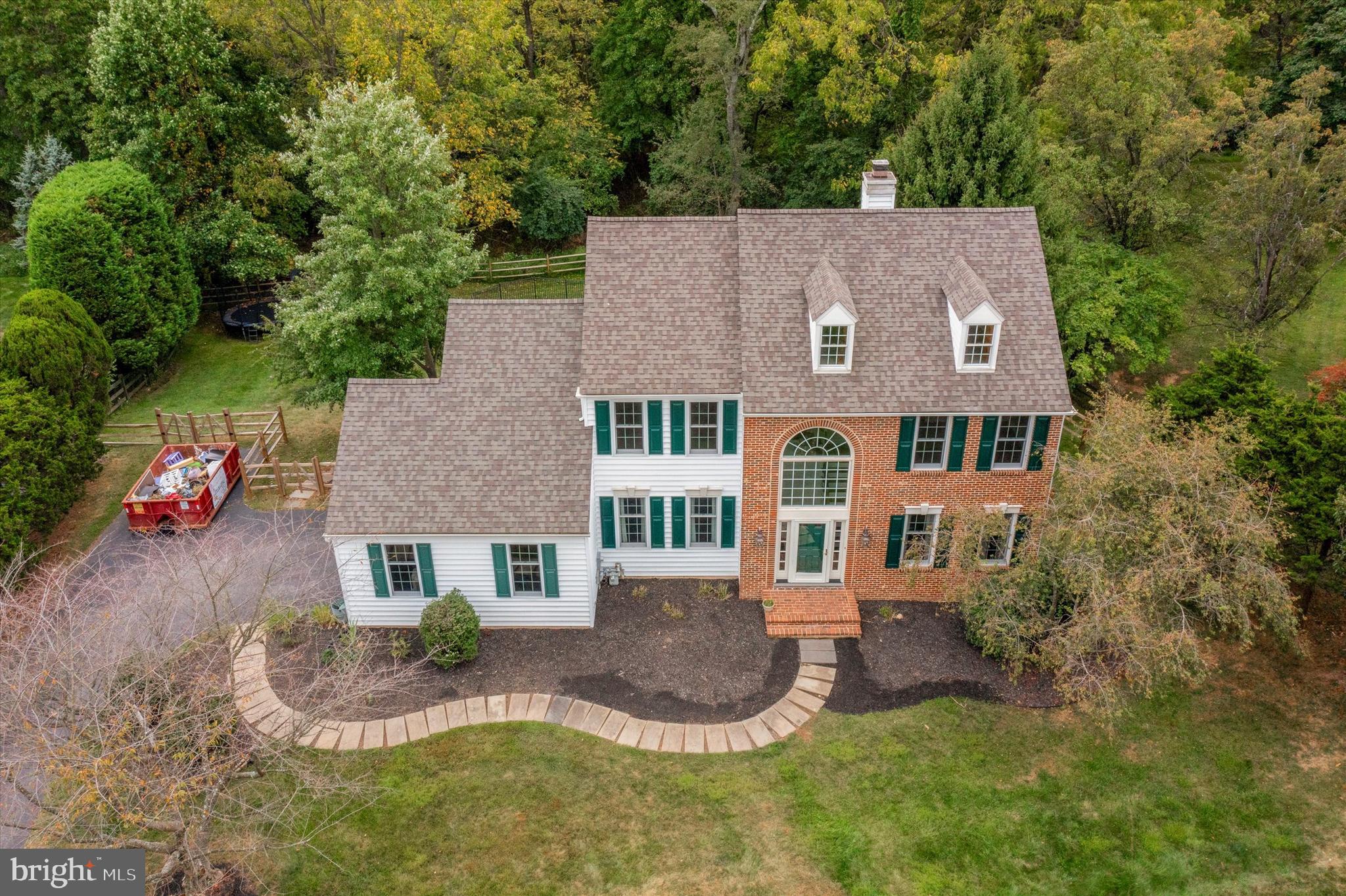 SUMMERHILL - Residential